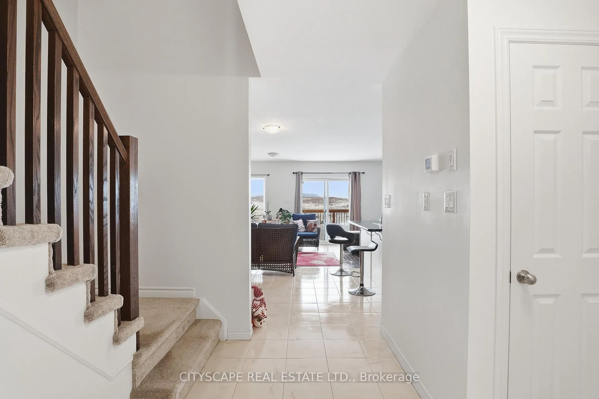 Photo 13 of 35 Woodedge Circle, Kitchener, Huron Park — HOMEH
