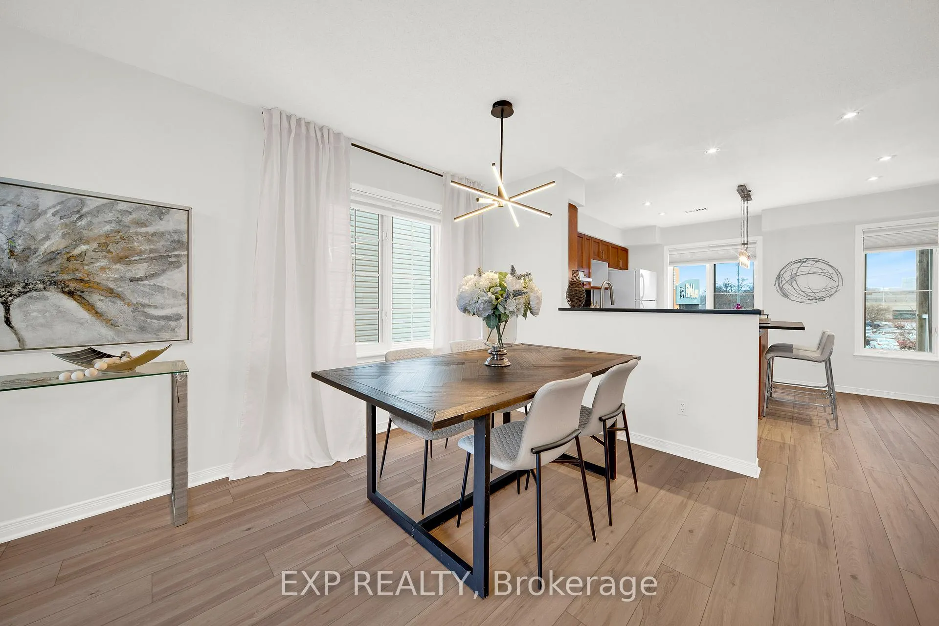 Photo 8 of 4481 Harper Avenue, Ottawa, Carson Grove — HOMEH