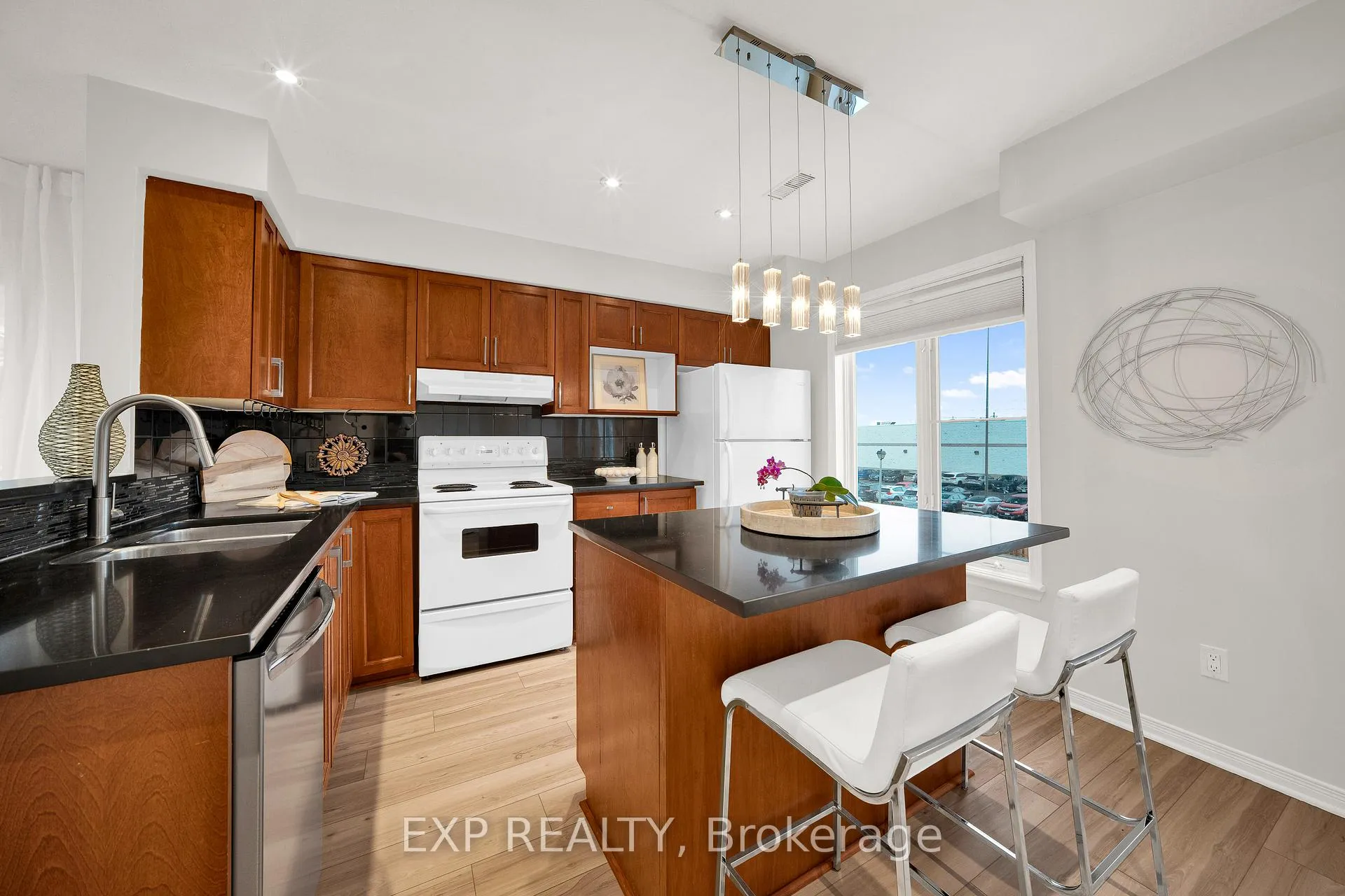 Photo 13 of 4481 Harper Avenue, Ottawa, Carson Grove — HOMEH
