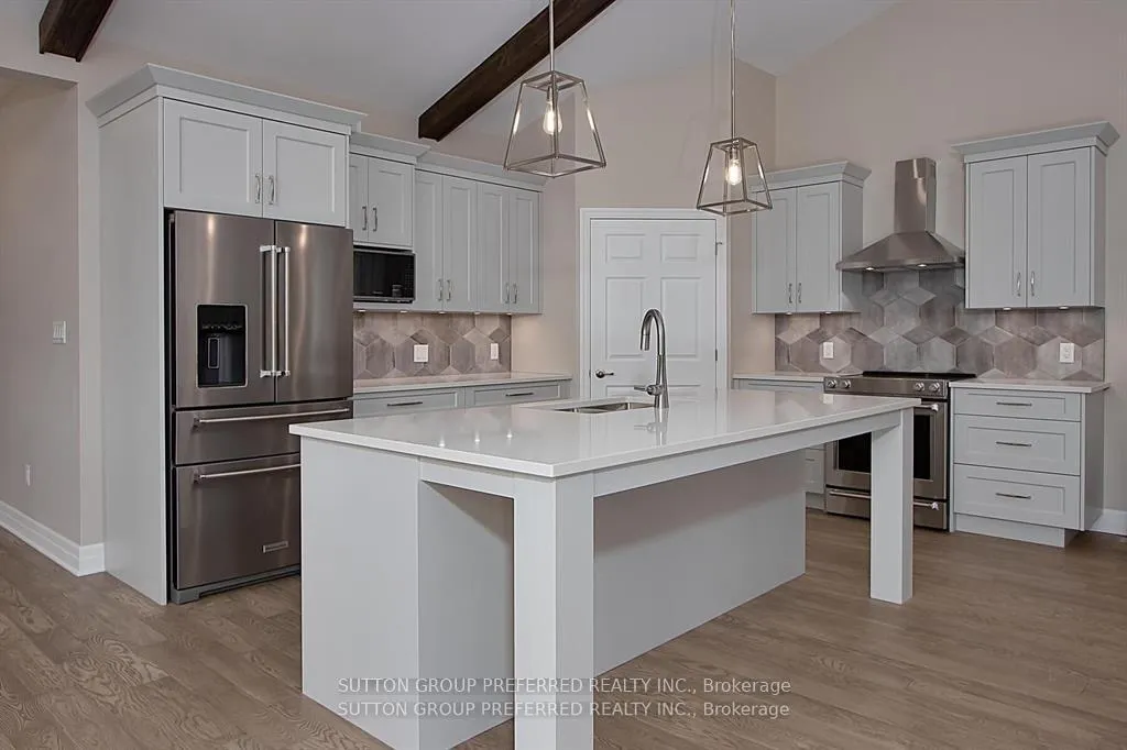 Photo 9 of 114 Barons Court, Central Elgin, Belmont — HOMEH