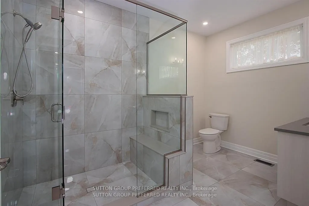 Photo 15 of 114 Barons Court, Central Elgin, Belmont — HOMEH