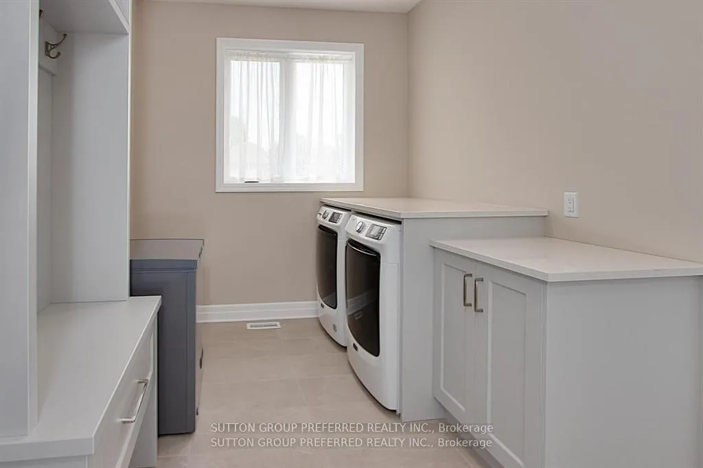 Photo 20 of 114 Barons Court, Central Elgin, Belmont — HOMEH