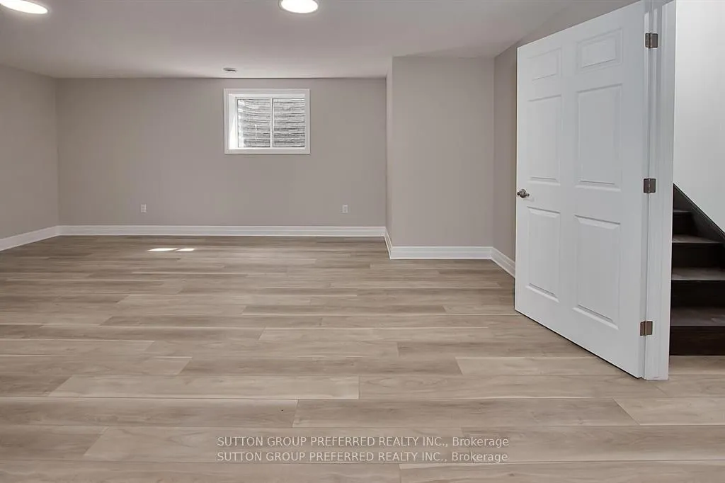 Photo 23 of 114 Barons Court, Central Elgin, Belmont — HOMEH