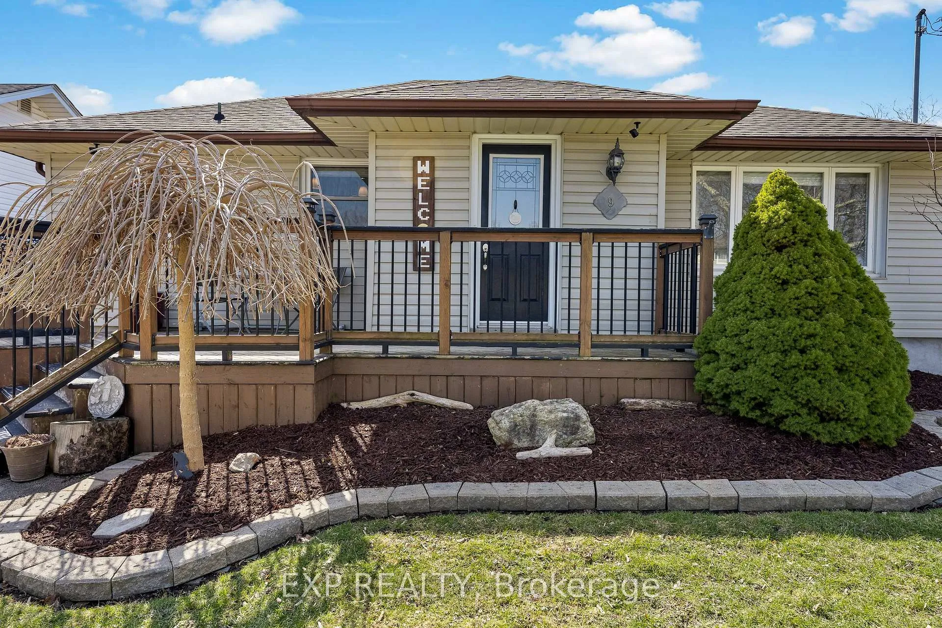 Photo 4 of 9 Parkdale Drive, Thorold, Thorold Downtown — HOMEH