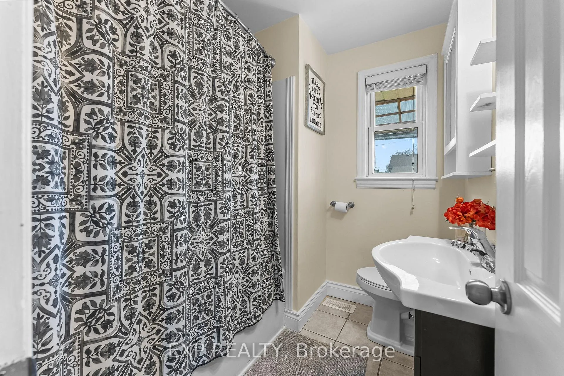 Photo 20 of 9 Parkdale Drive, Thorold, Thorold Downtown — HOMEH