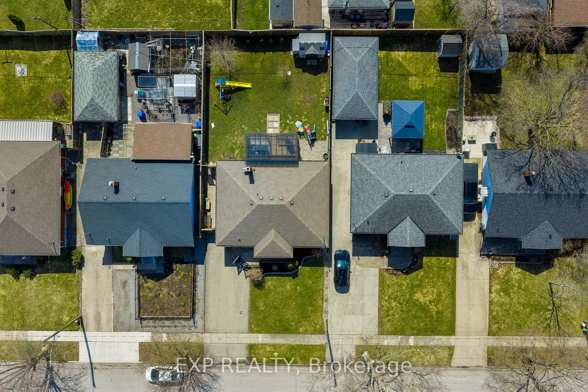 Photo 41 of 9 Parkdale Drive, Thorold, Thorold Downtown — HOMEH