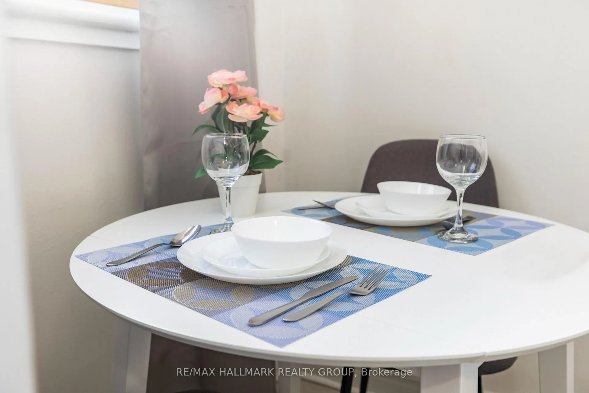 Photo 10 of Unit 3, 456 Bronson Avenue, Ottawa, West Centre Town — HOMEH