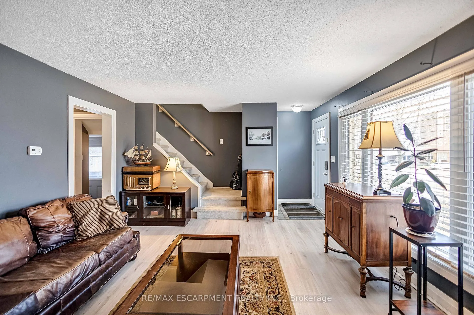 Photo 8 of 280 Quigley Street, Hamilton, Vincent — HOMEH