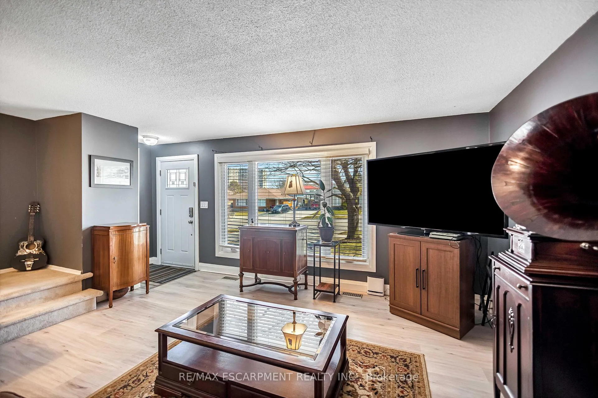 Photo 9 of 280 Quigley Street, Hamilton, Vincent — HOMEH