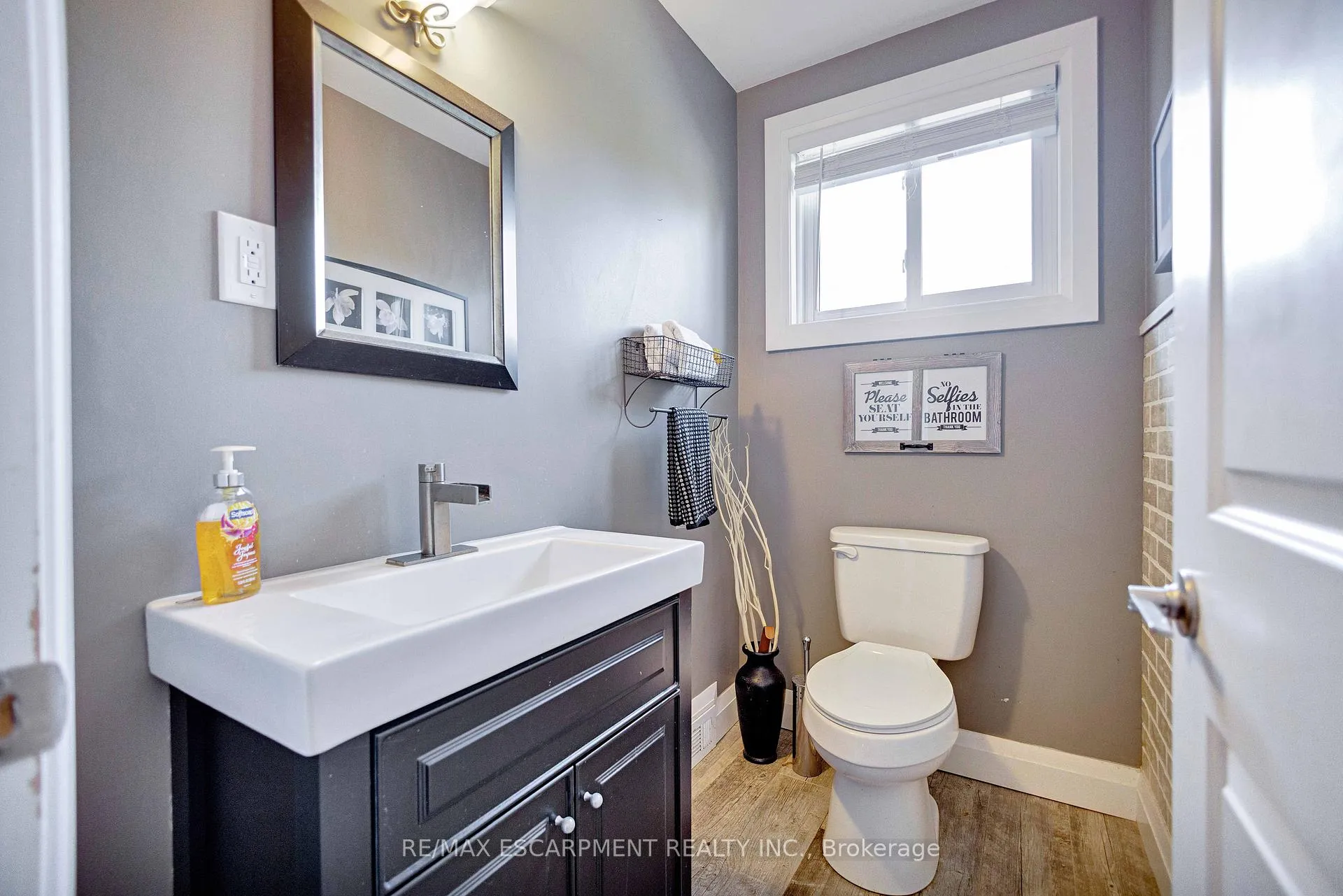Photo 16 of 280 Quigley Street, Hamilton, Vincent — HOMEH