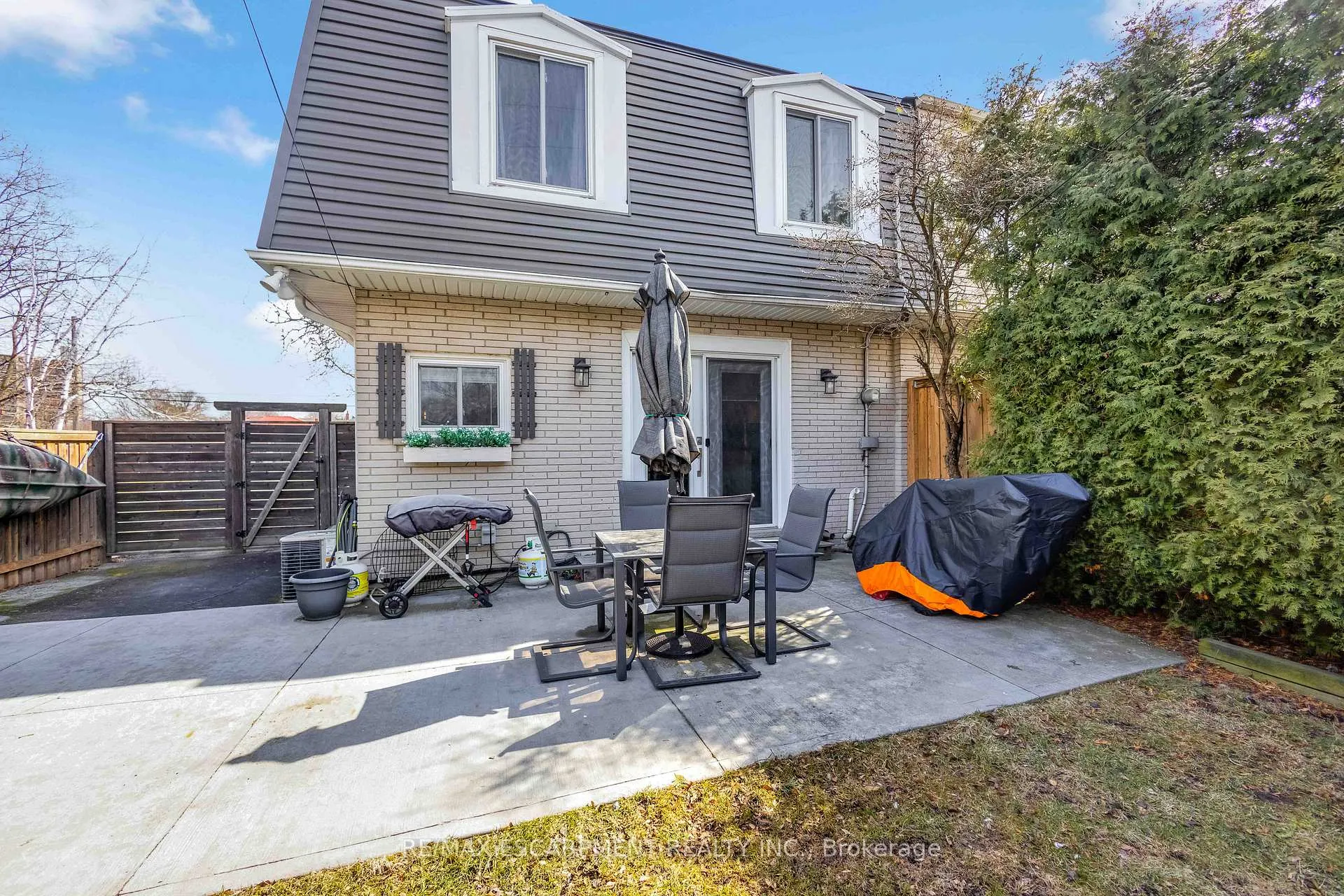 Photo 36 of 280 Quigley Street, Hamilton, Vincent — HOMEH