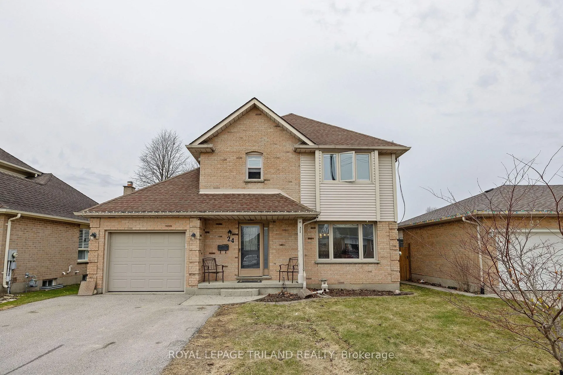 Photo 1 of 24 Farmington Drive, St. Thomas — HOMEH