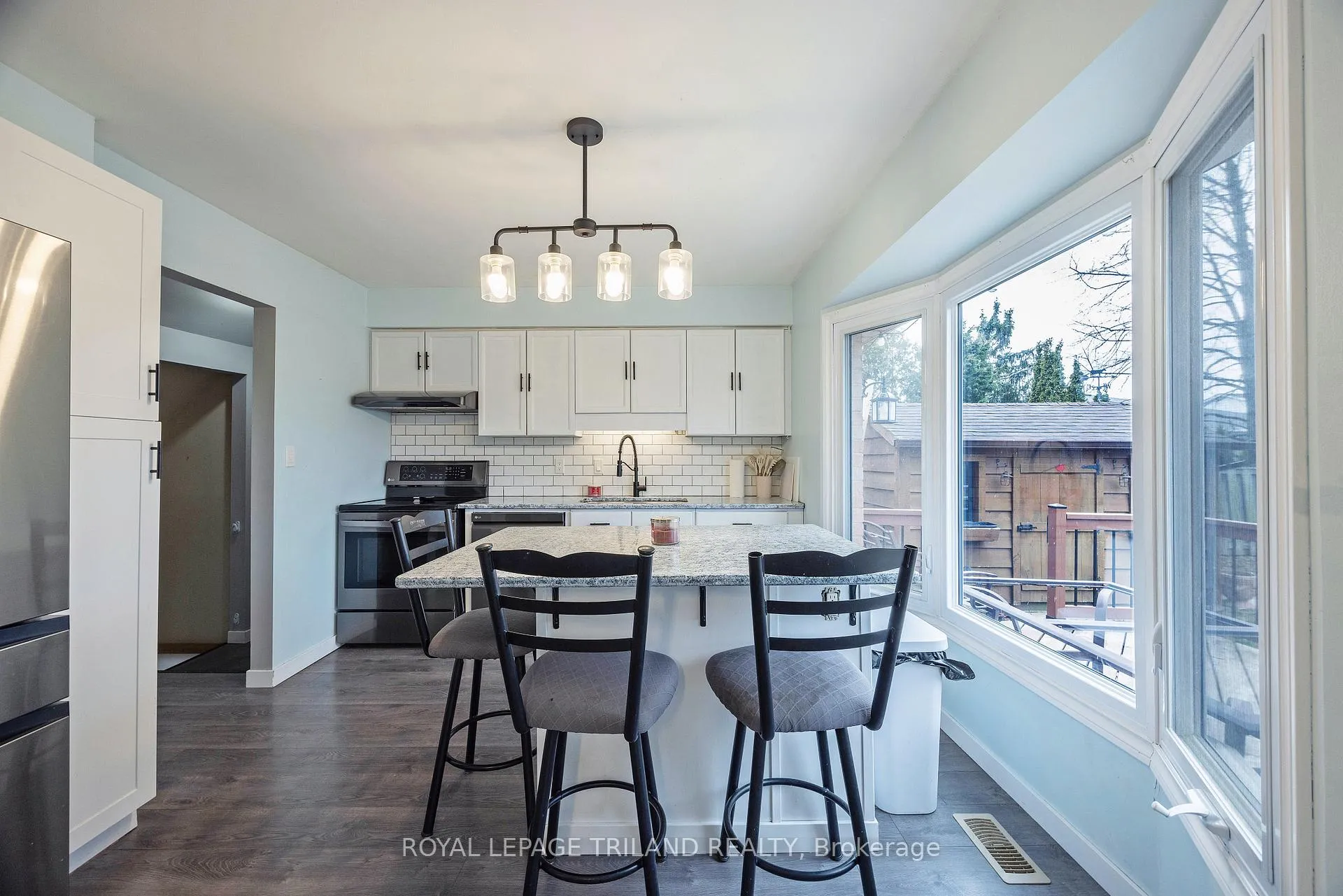 Photo 8 of 24 Farmington Drive, St. Thomas — HOMEH