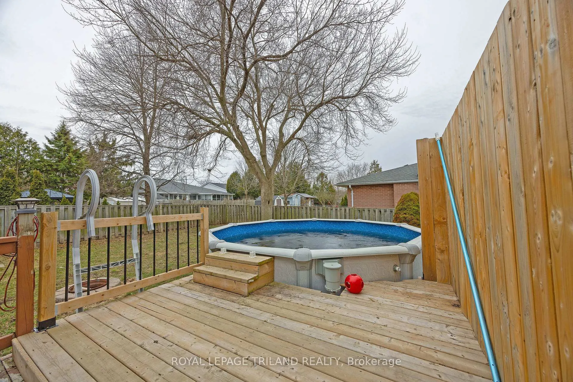 Photo 23 of 24 Farmington Drive, St. Thomas — HOMEH