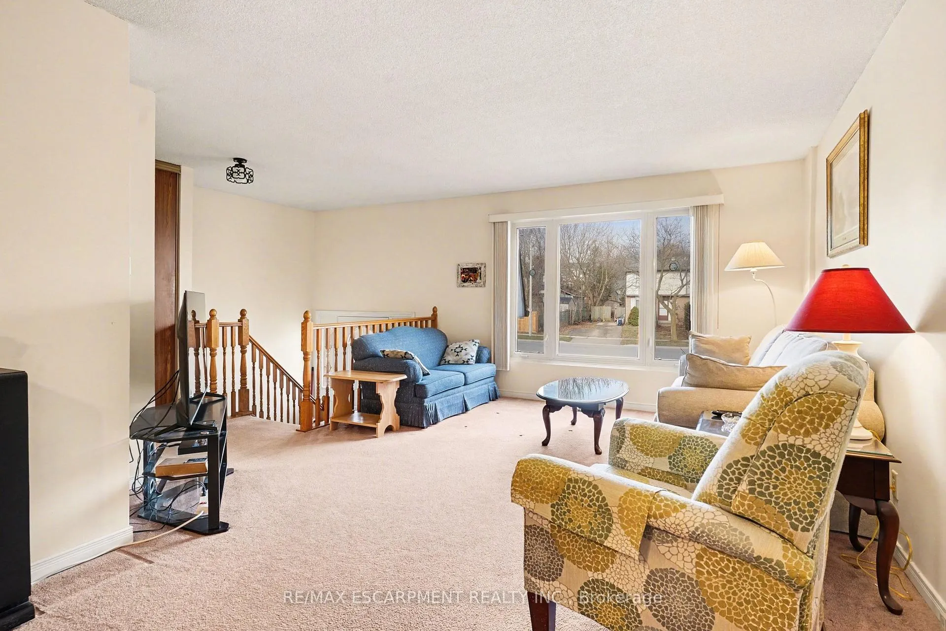 Photo 3 of 2381 Middlesmoor Crescent, Burlington, Brant Hills — HOMEH