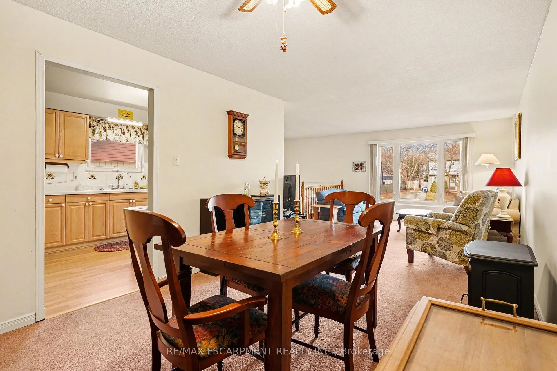 Photo 7 of 2381 Middlesmoor Crescent, Burlington, Brant Hills — HOMEH