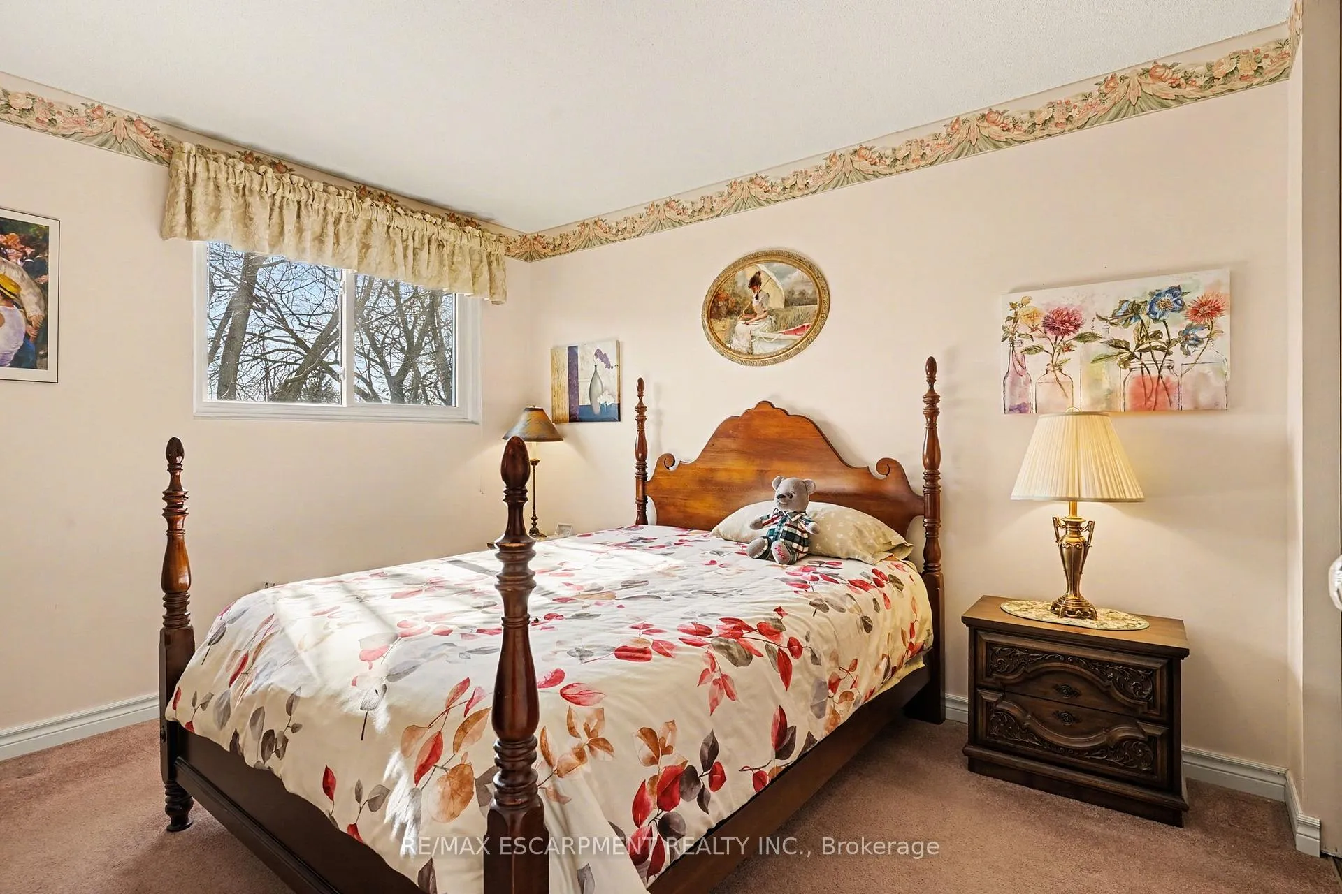 Photo 12 of 2381 Middlesmoor Crescent, Burlington, Brant Hills — HOMEH