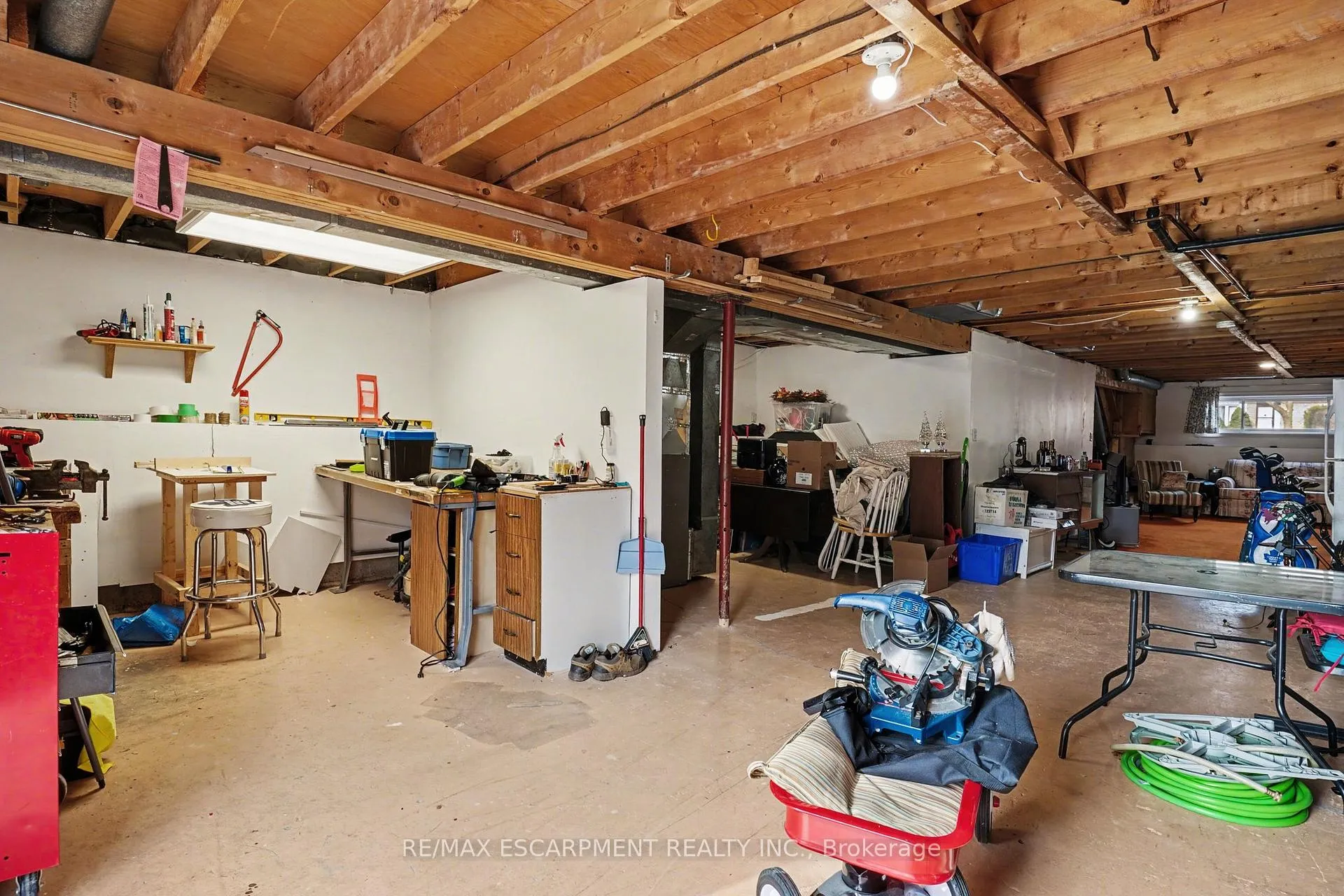 Photo 22 of 2381 Middlesmoor Crescent, Burlington, Brant Hills — HOMEH