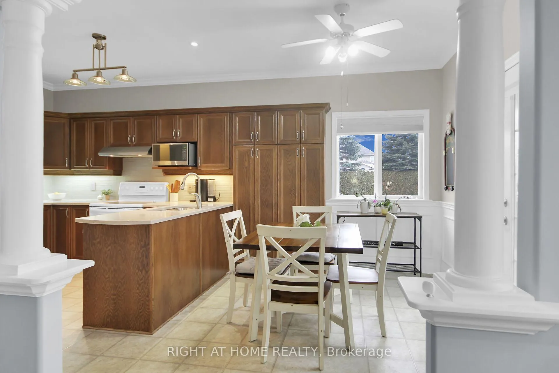 Photo 21 of 19 Cinnabar Way, Ottawa, Stittsville (Central) — HOMEH