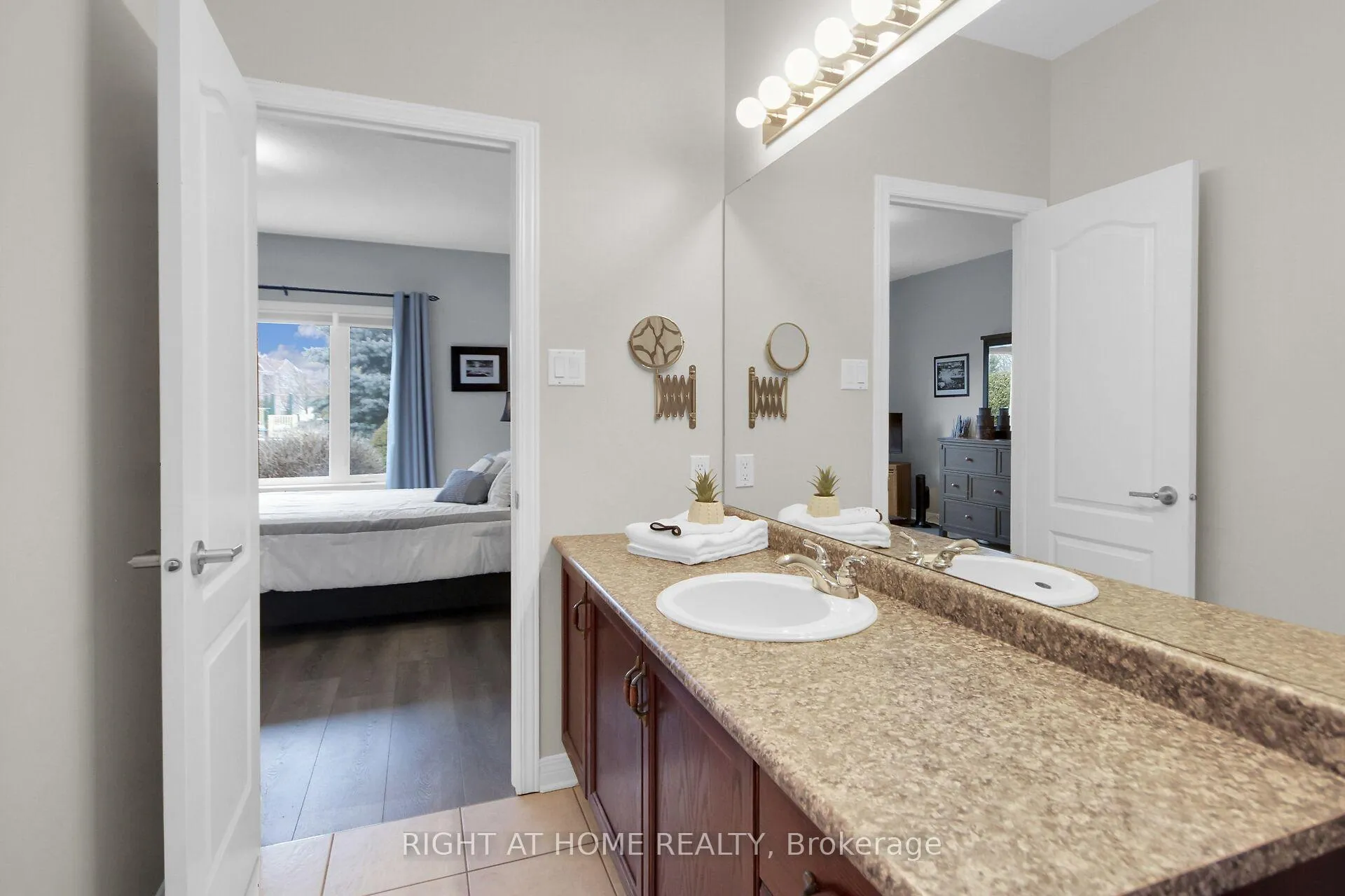 Photo 30 of 19 Cinnabar Way, Ottawa, Stittsville (Central) — HOMEH