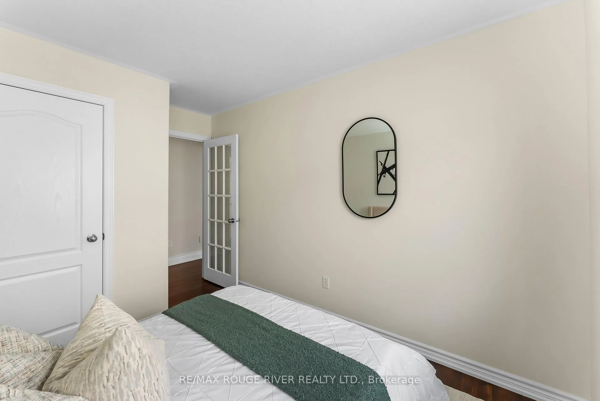 Photo 18 of 16 Aylesworth Avenue, Clarington, Courtice — HOMEH