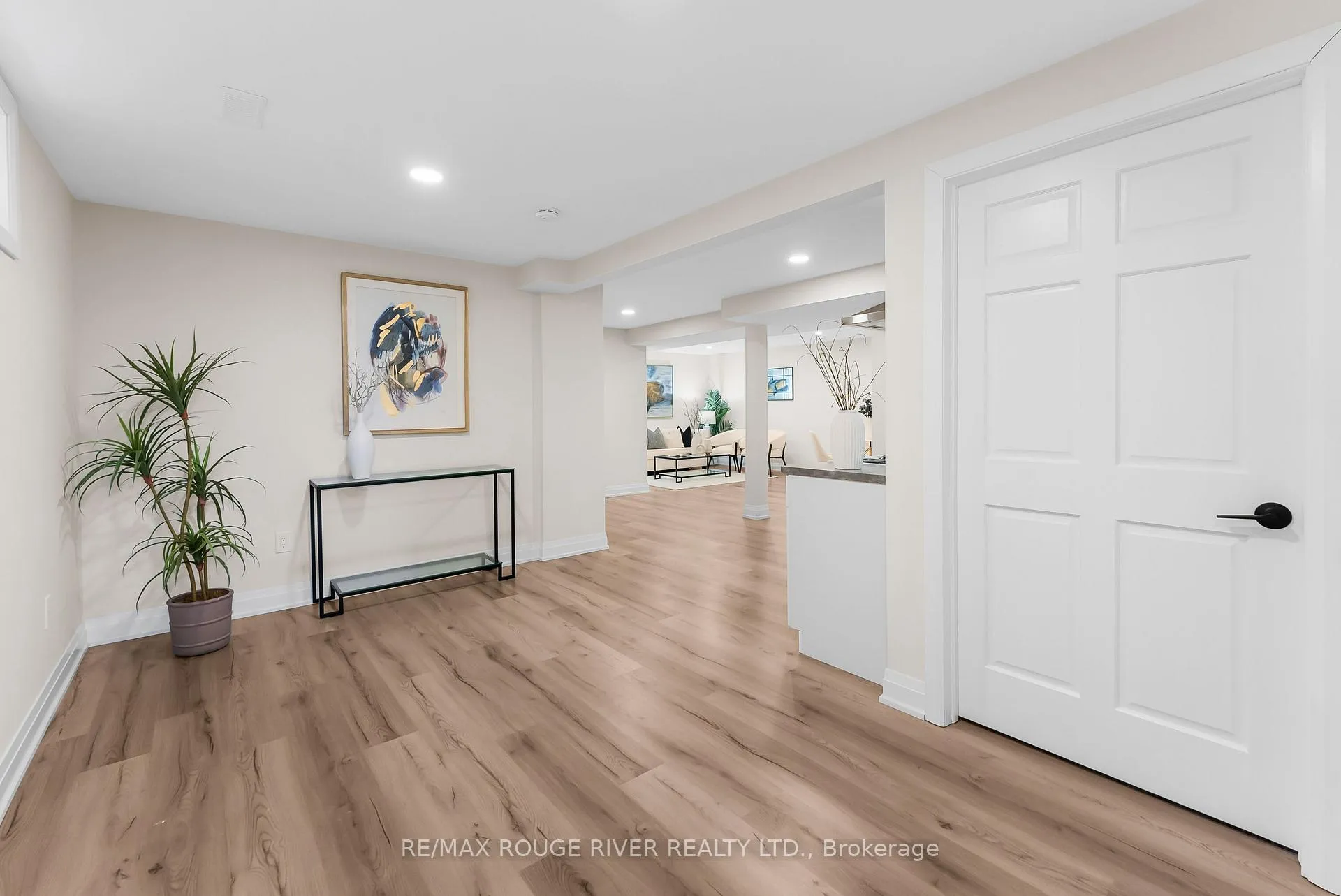 Photo 21 of 16 Aylesworth Avenue, Clarington, Courtice — HOMEH