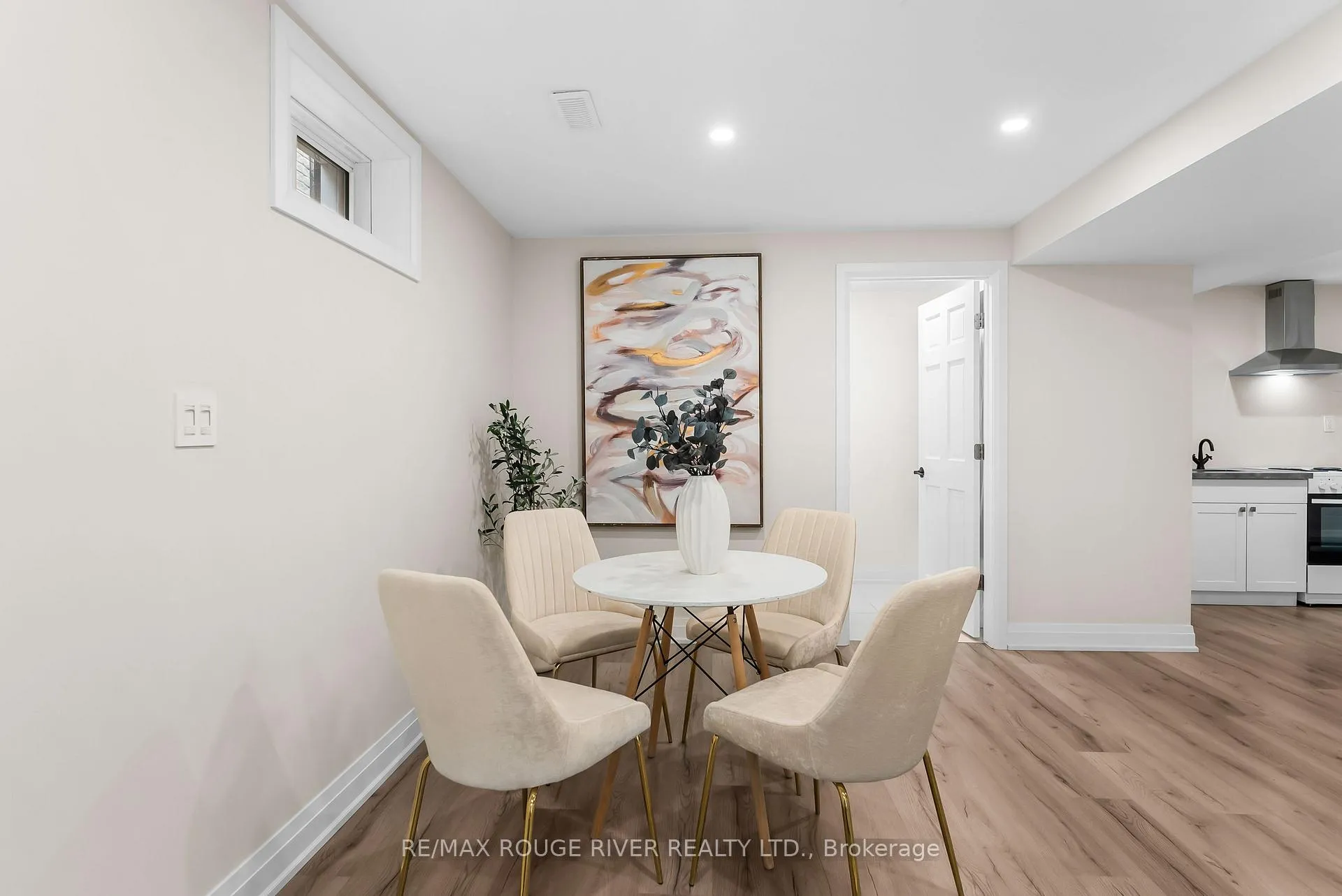 Photo 26 of 16 Aylesworth Avenue, Clarington, Courtice — HOMEH