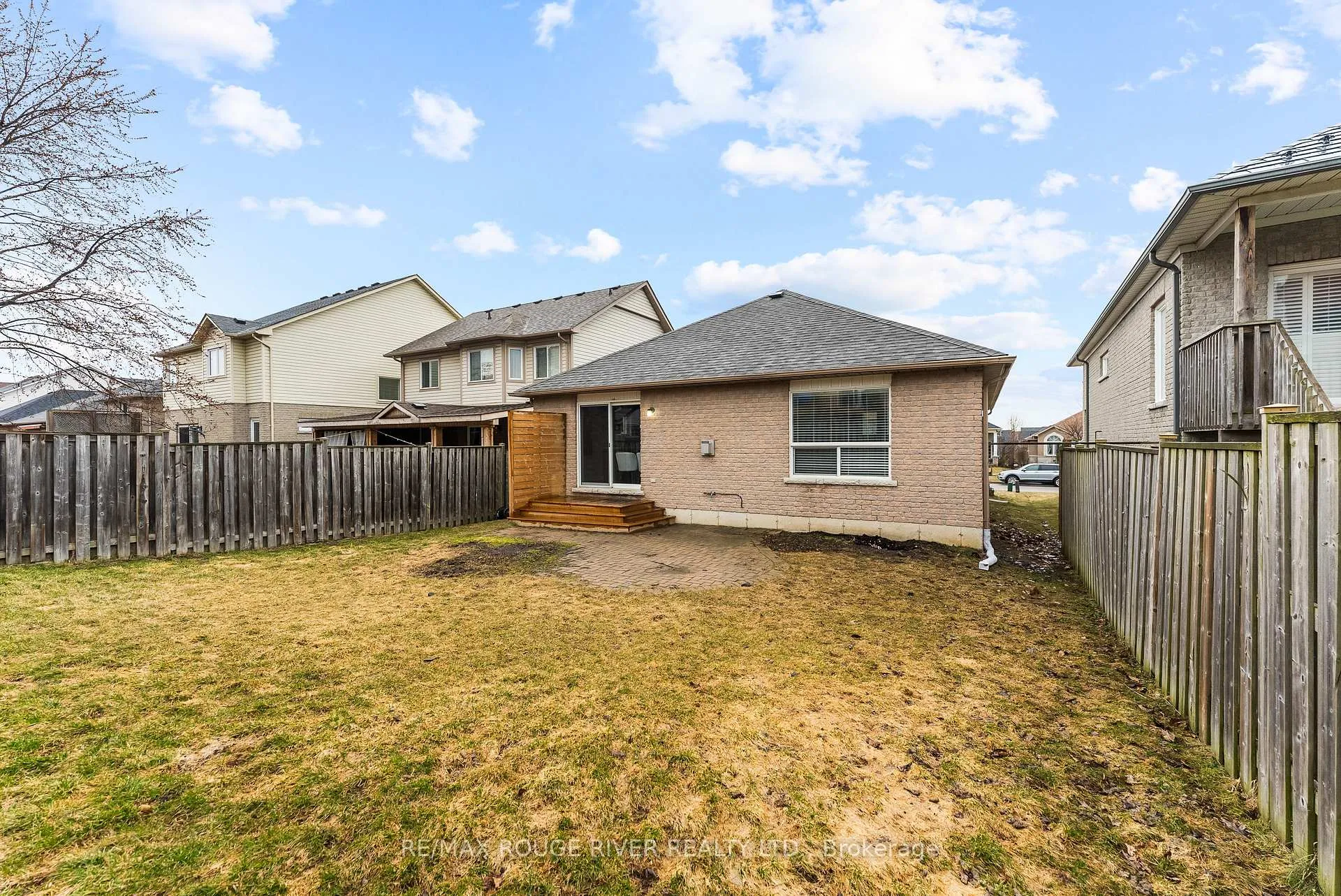 Photo 32 of 16 Aylesworth Avenue, Clarington, Courtice — HOMEH