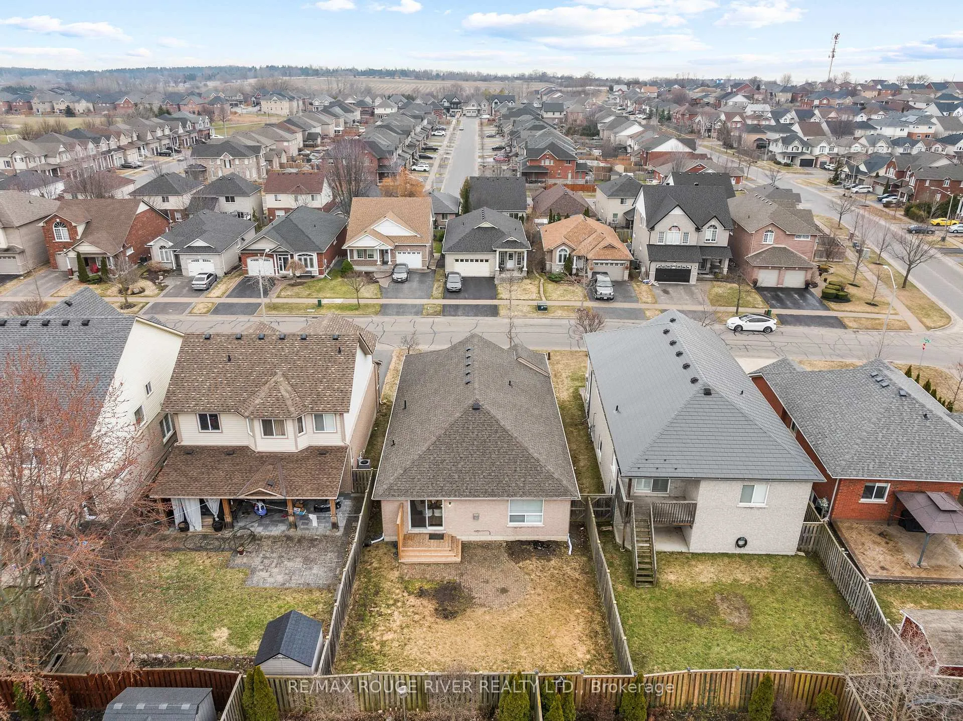 Photo 36 of 16 Aylesworth Avenue, Clarington, Courtice — HOMEH