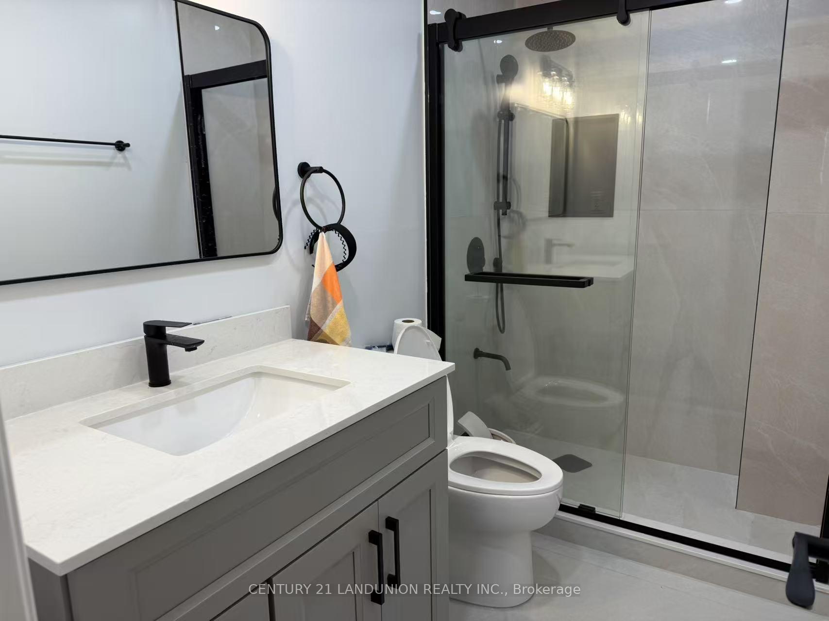 Photo 6 of Unit Bsmt, 78 Walkerton Drive, Markham, Bullock — HOMEH