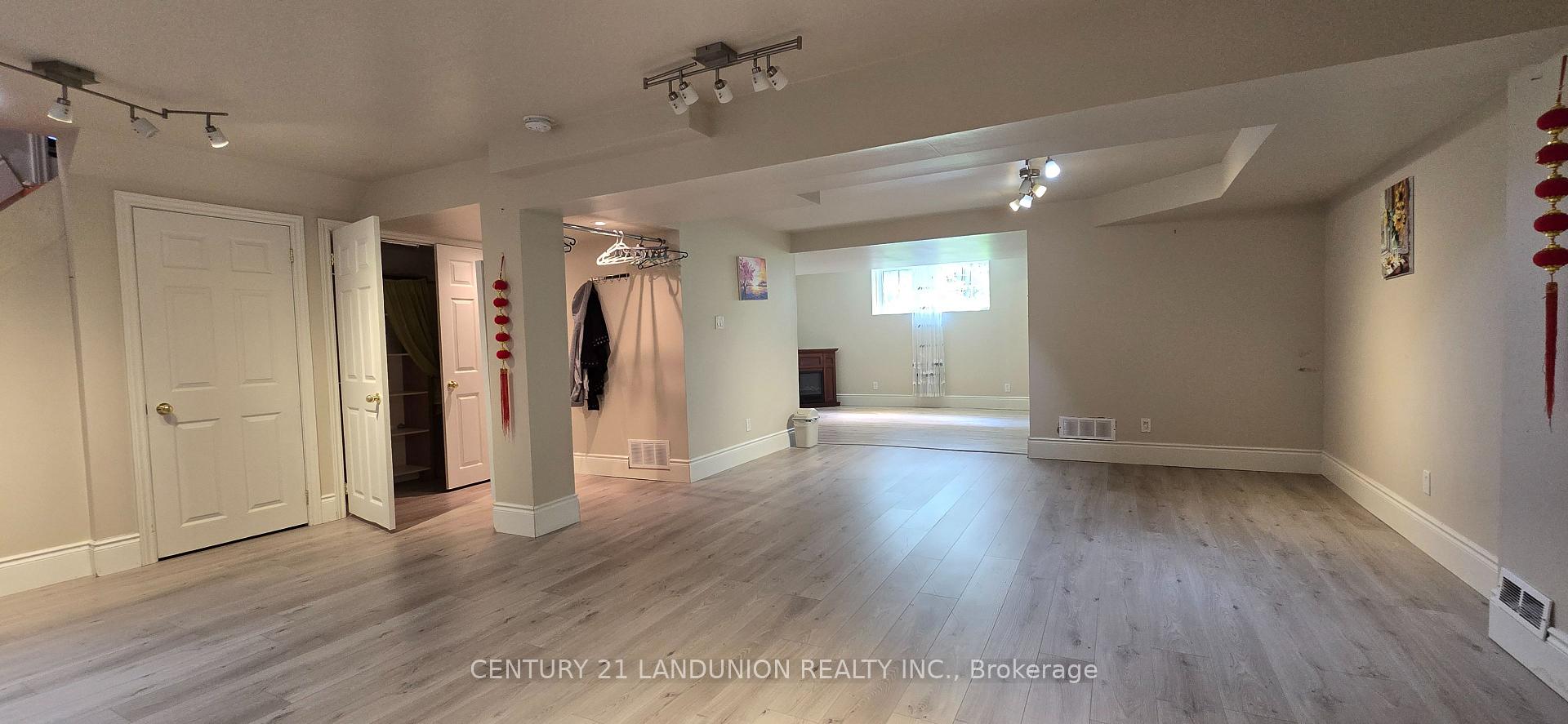 Photo 11 of Unit Bsmt, 78 Walkerton Drive, Markham, Bullock — HOMEH