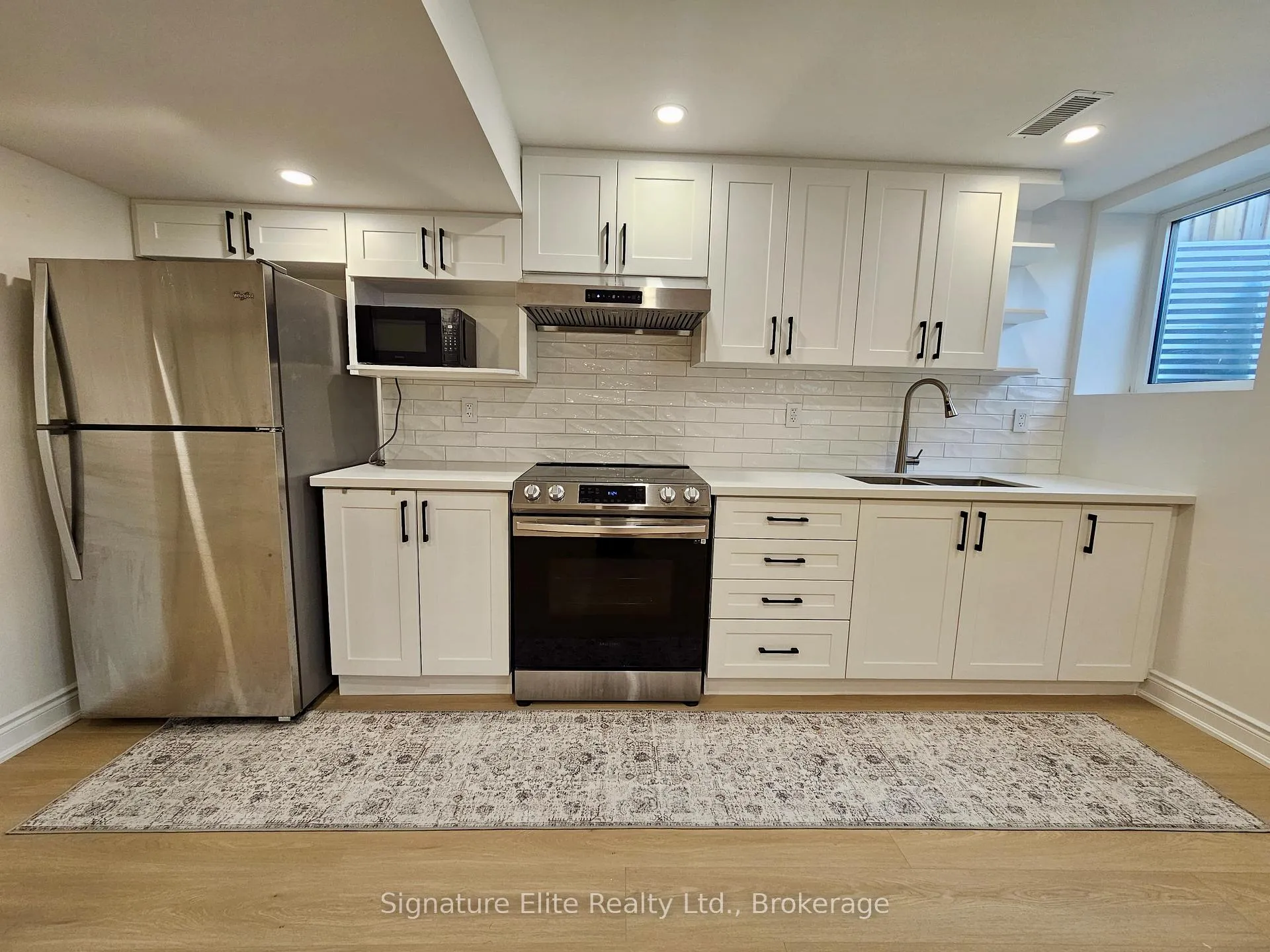 Photo 4 of Unit Bsmt, 48 Ray Richards Street, Clarington, Bowmanville — HOMEH