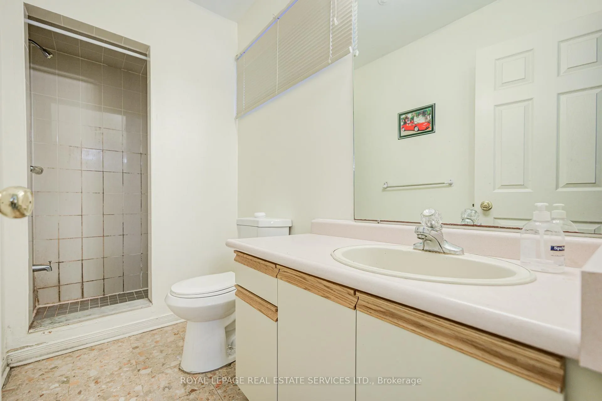 Photo 20 of Unit Lower, 117 Clark Avenue, Markham, Thornhill — HOMEH