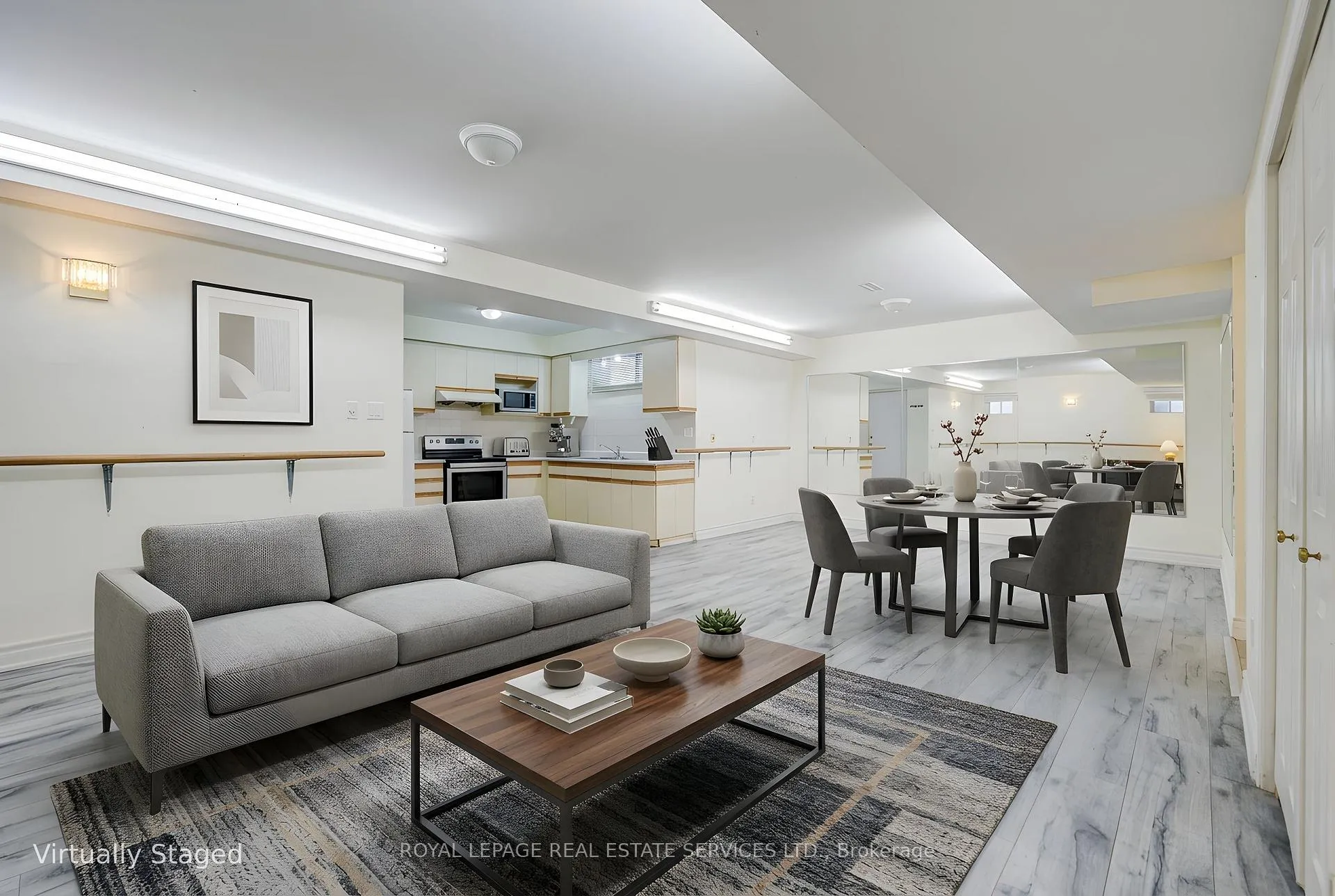 Photo 1 of Unit Lower, 117 Clark Avenue, Markham, Thornhill — HOMEH