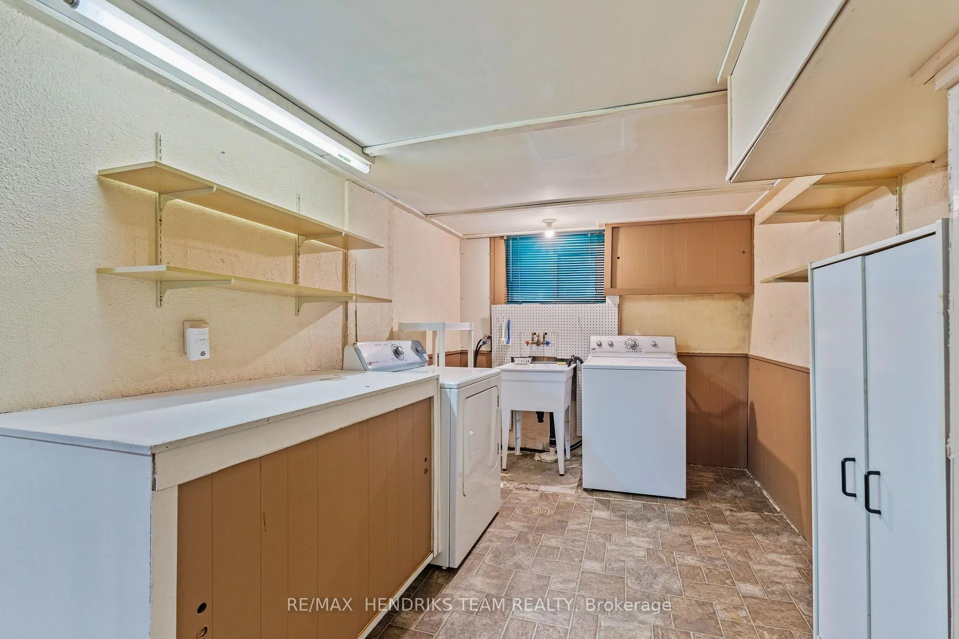Photo 21 of 27 Lorne Street, St. Catharines, E. Chester — HOMEH