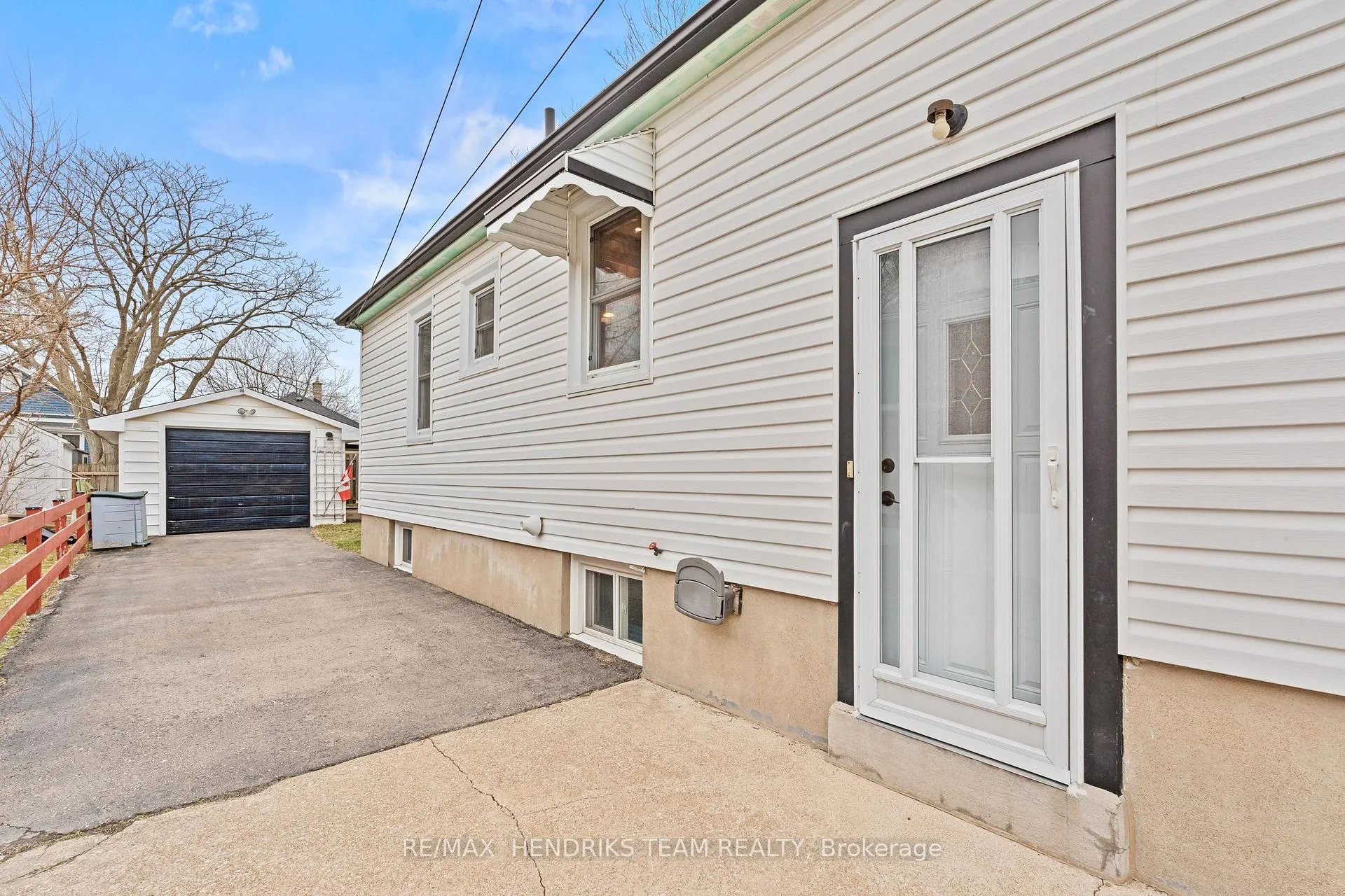 Photo 25 of 27 Lorne Street, St. Catharines, E. Chester — HOMEH