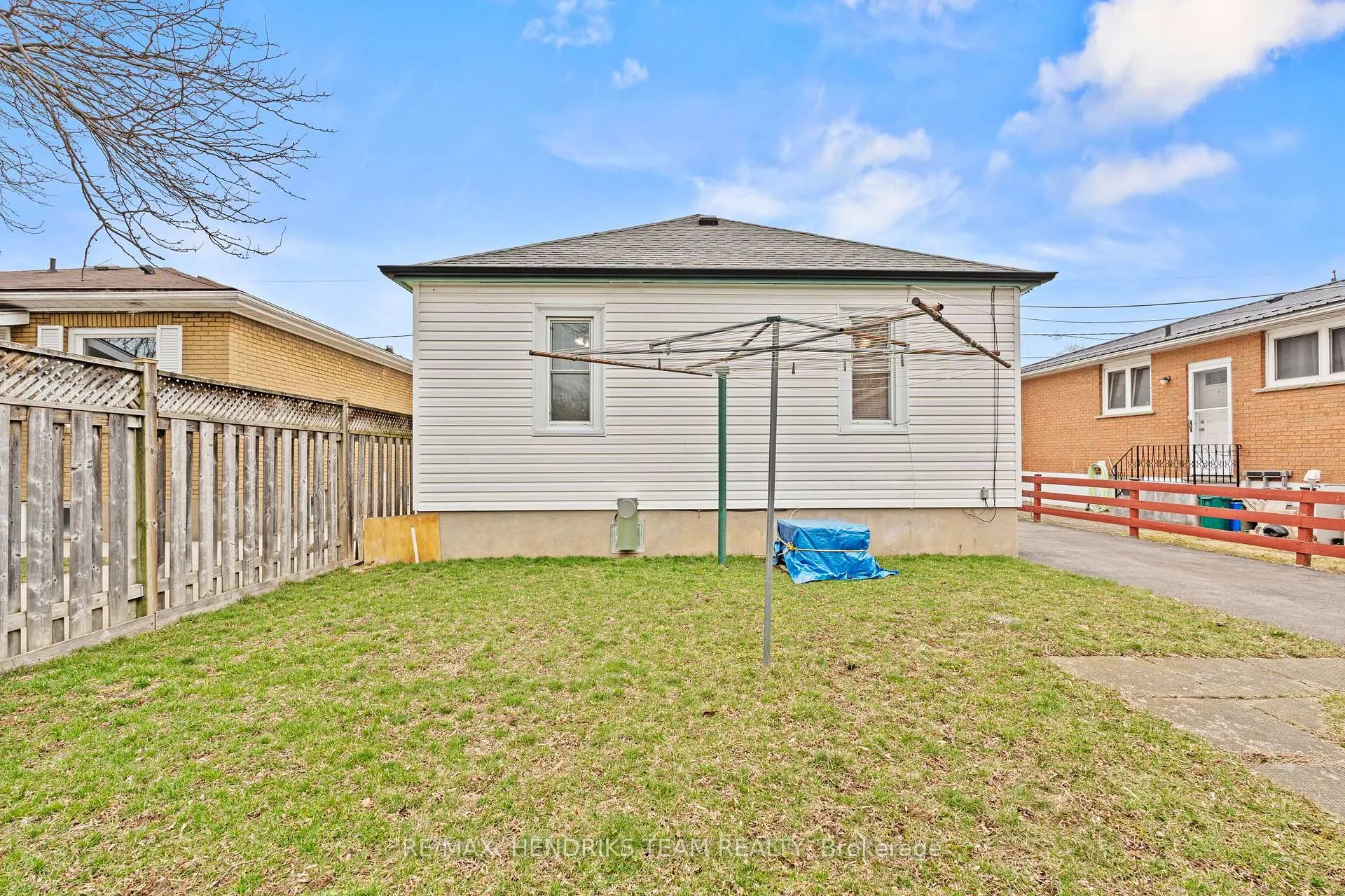 Photo 27 of 27 Lorne Street, St. Catharines, E. Chester — HOMEH