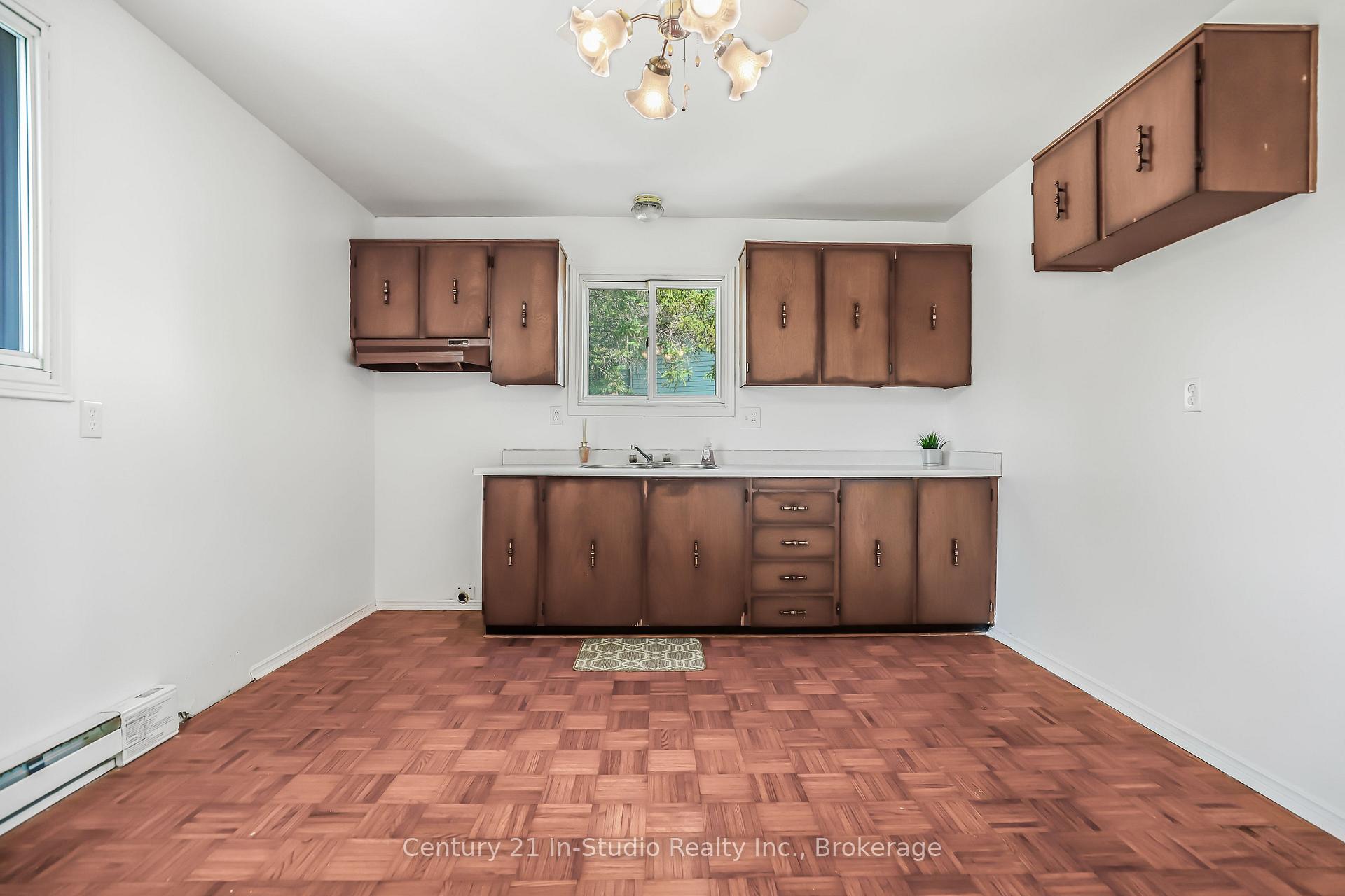 Photo 16 of 692 Johnston Crescent, Kincardine — HOMEH