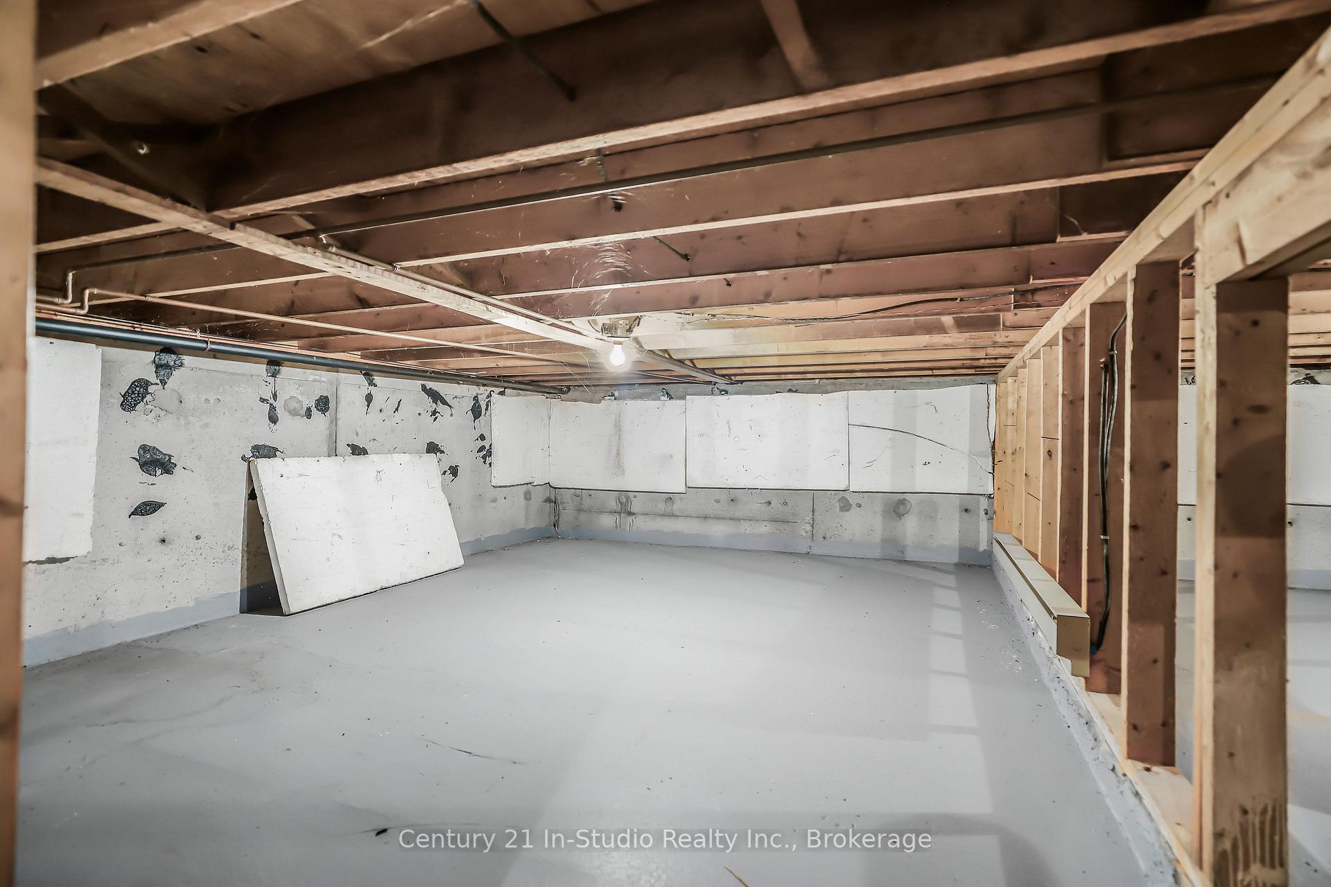 Photo 27 of 692 Johnston Crescent, Kincardine — HOMEH
