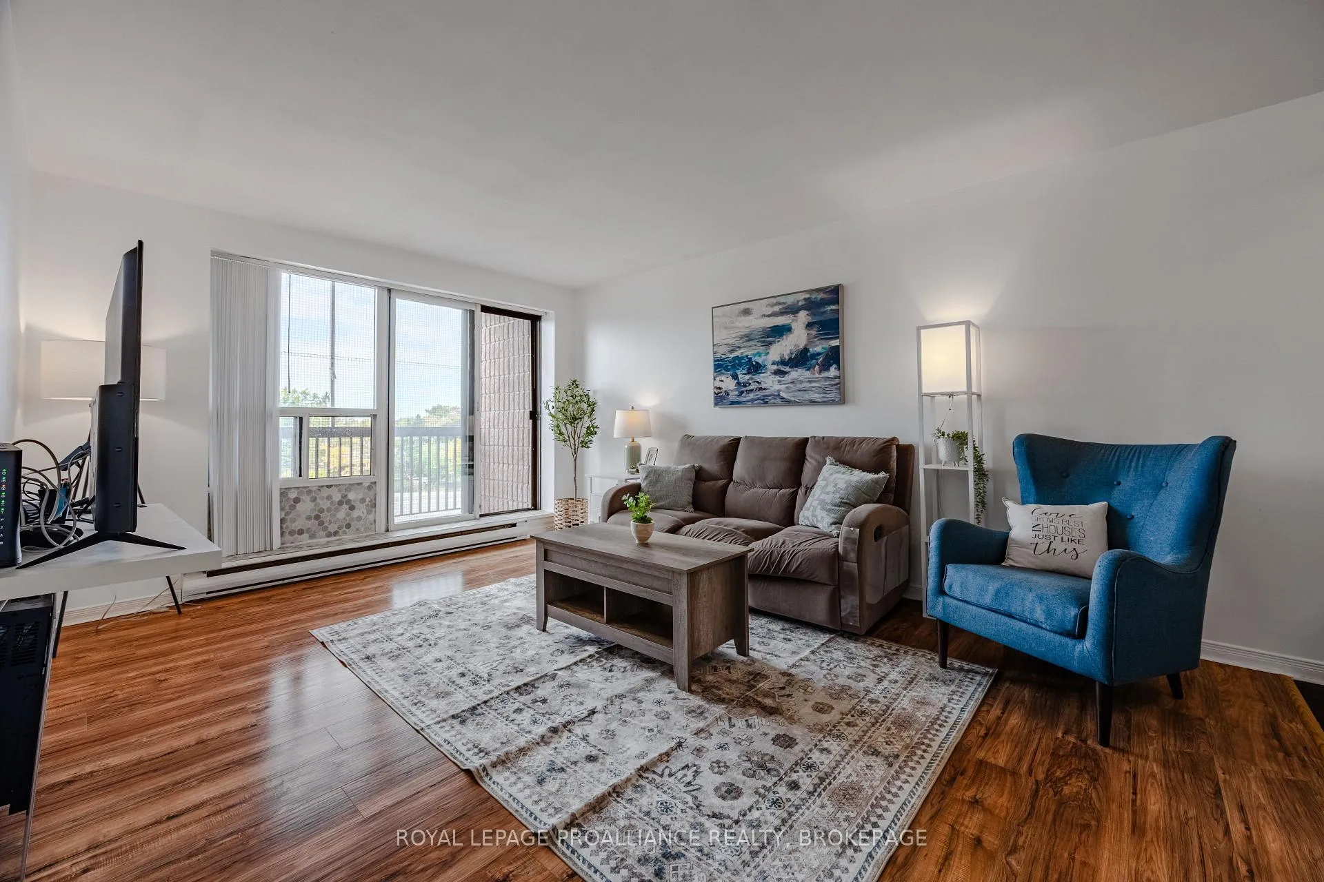 Photo 10 of Unit 510, 17 Eldon Hall Place, Kingston, Central City West — HOMEH