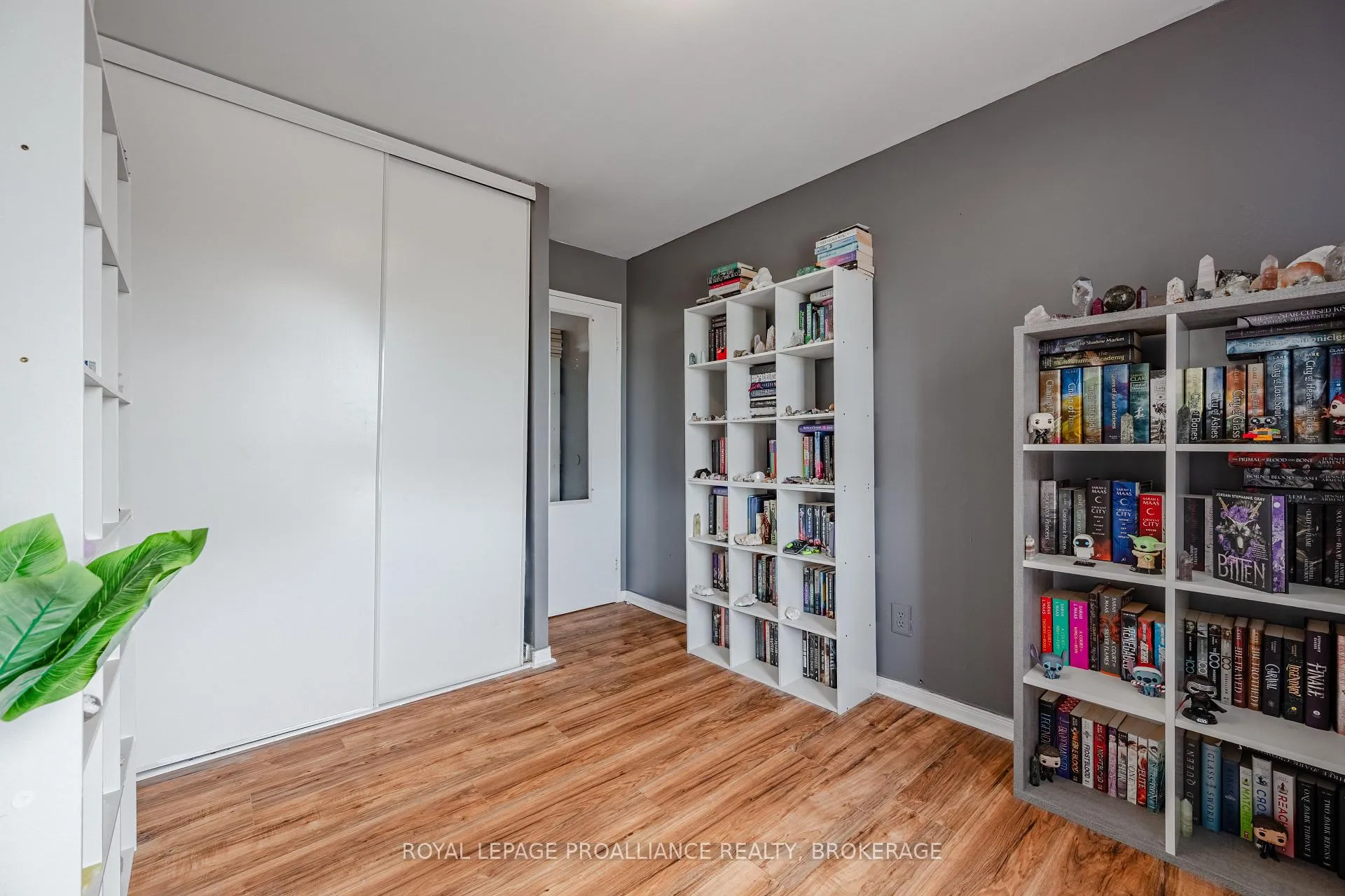 Photo 17 of Unit 510, 17 Eldon Hall Place, Kingston, Central City West — HOMEH