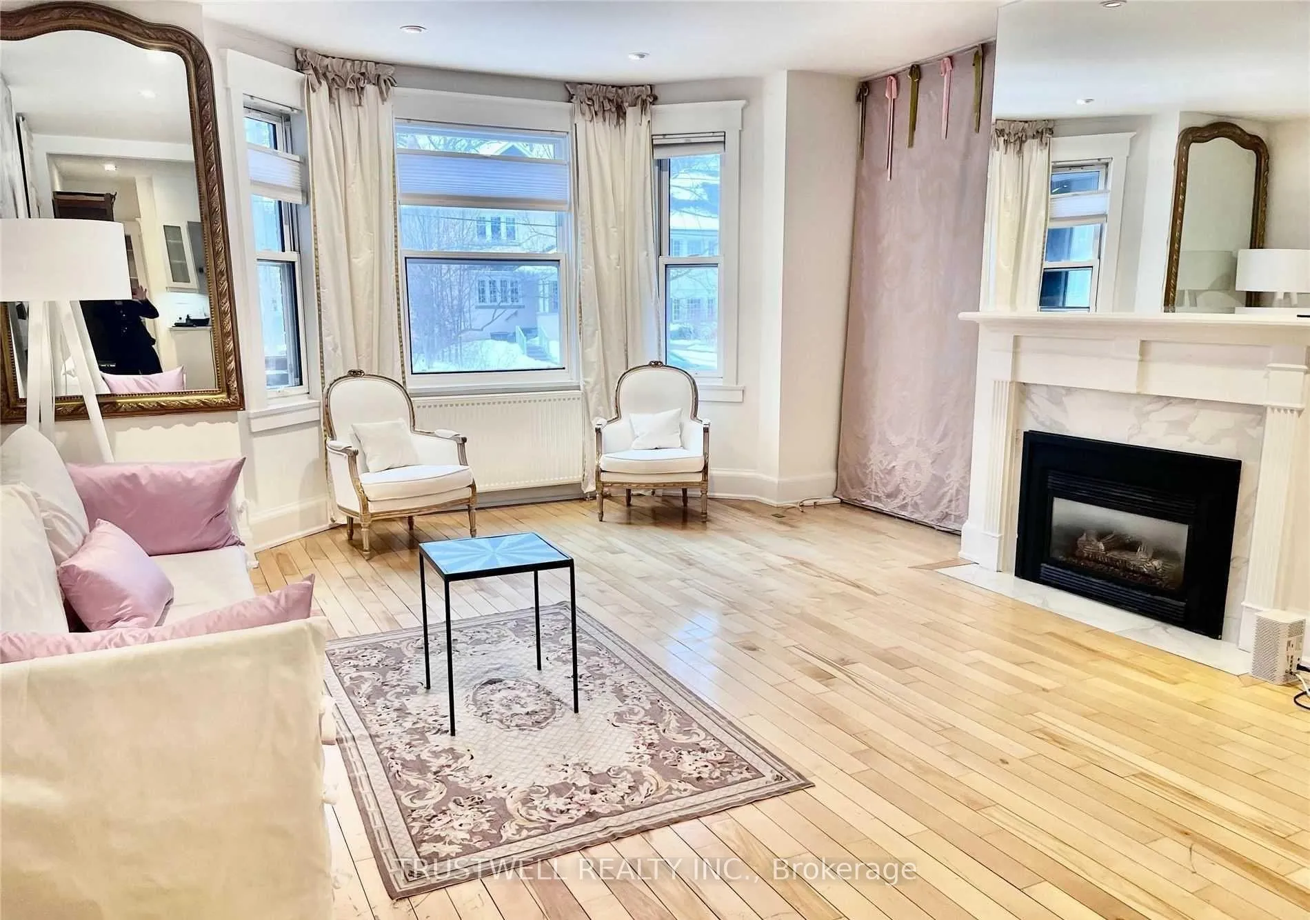Photo 1 of Unit Main, 220 Rose Park Drive, Toronto, Rosedale-Moore Park — HOMEH