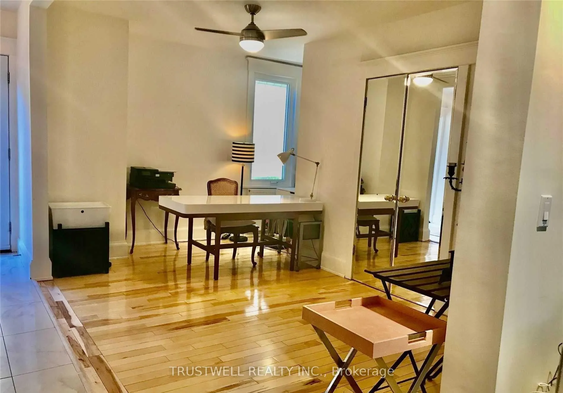 Photo 7 of Unit Main, 220 Rose Park Drive, Toronto, Rosedale-Moore Park — HOMEH