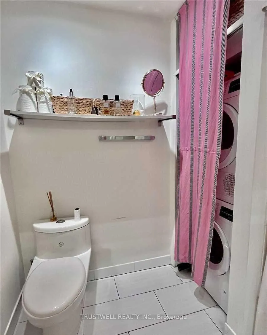 Photo 17 of Unit Main, 220 Rose Park Drive, Toronto, Rosedale-Moore Park — HOMEH