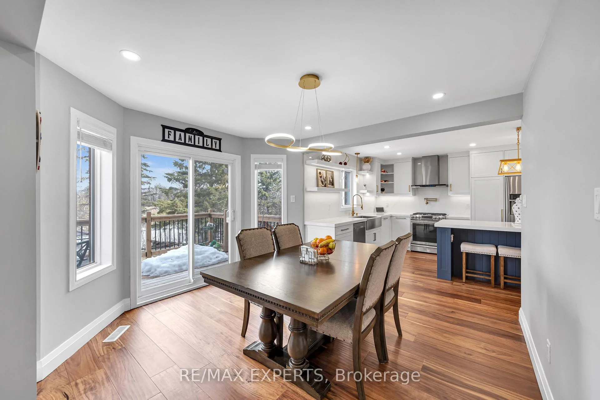 Photo 14 of 28 Bishop Drive, Barrie, Ardagh — HOMEH