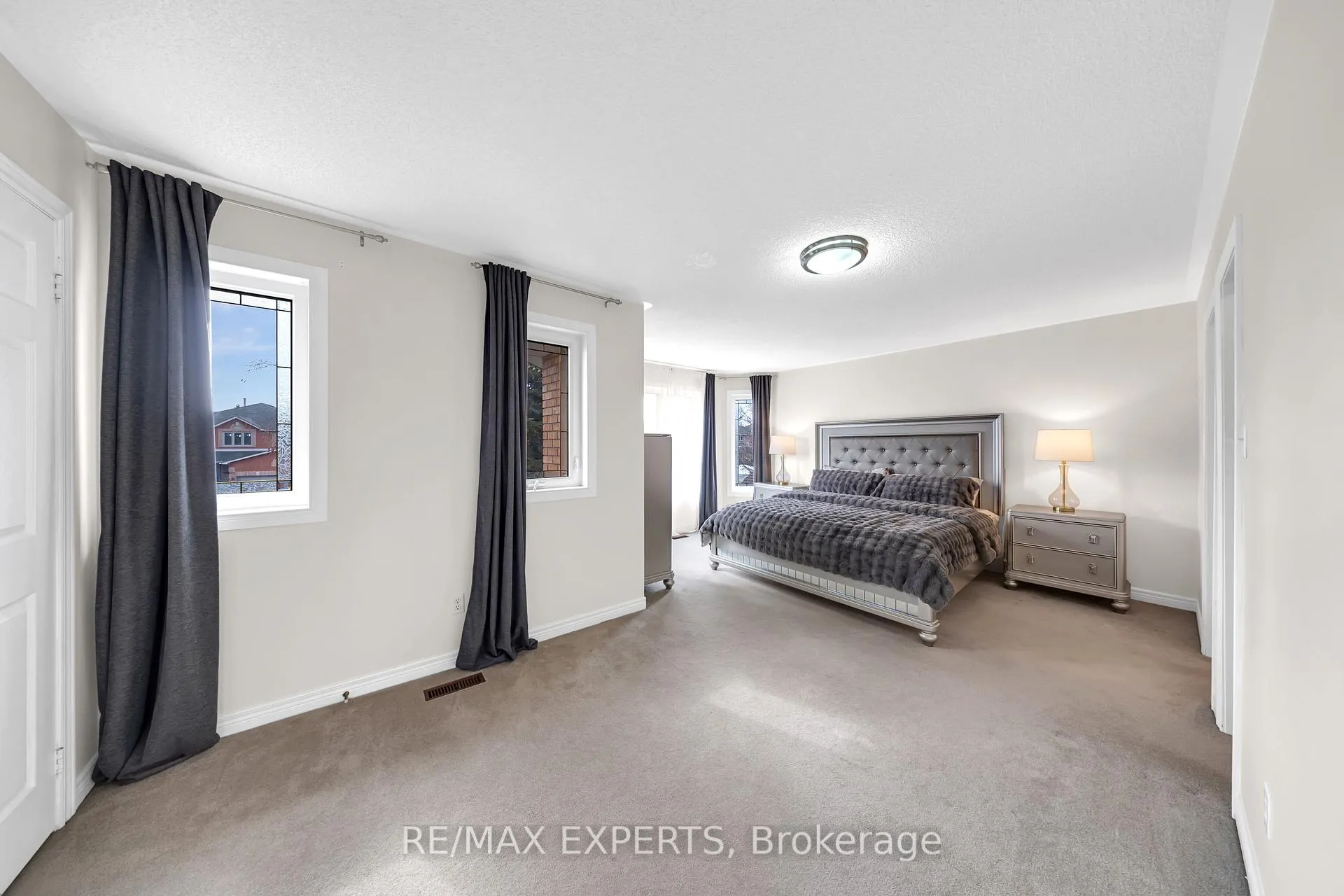 Photo 27 of 28 Bishop Drive, Barrie, Ardagh — HOMEH