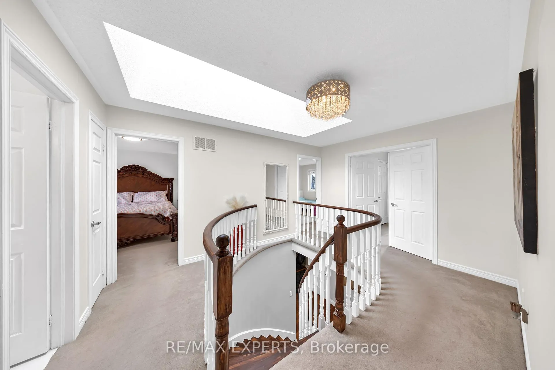 Photo 37 of 28 Bishop Drive, Barrie, Ardagh — HOMEH
