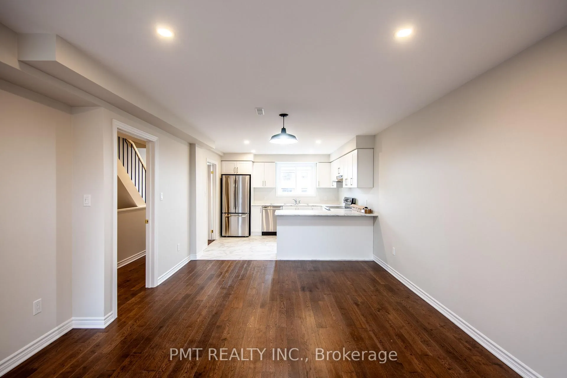 Photo 2 of 18 Darrell Avenue, Toronto, East End-Danforth — HOMEH
