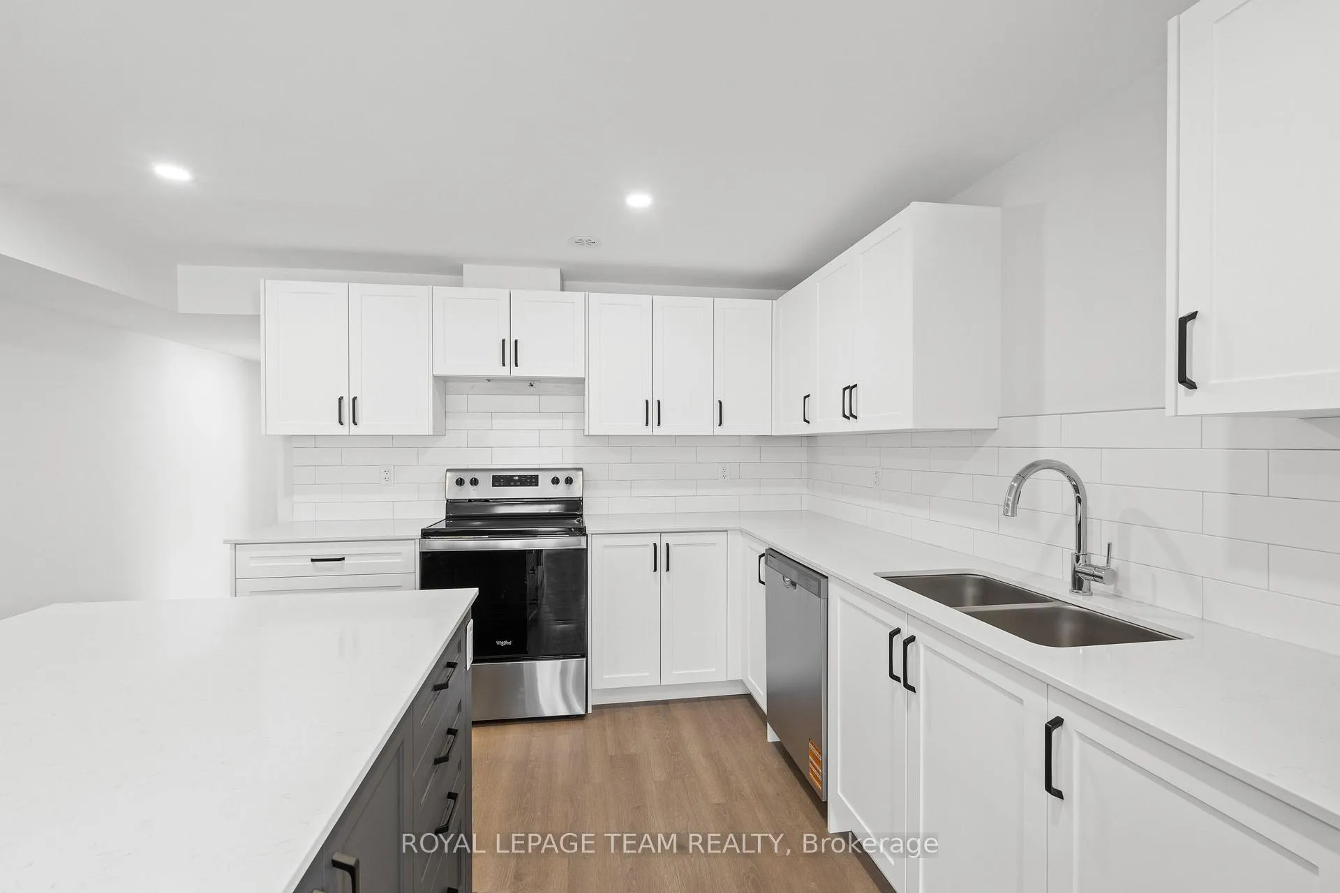 Photo 8 of Unit 2, 1108 Moore Street, Brockville — HOMEH