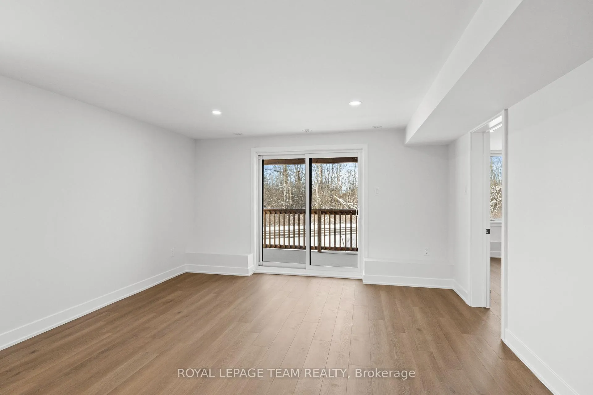 Photo 12 of Unit 2, 1108 Moore Street, Brockville — HOMEH